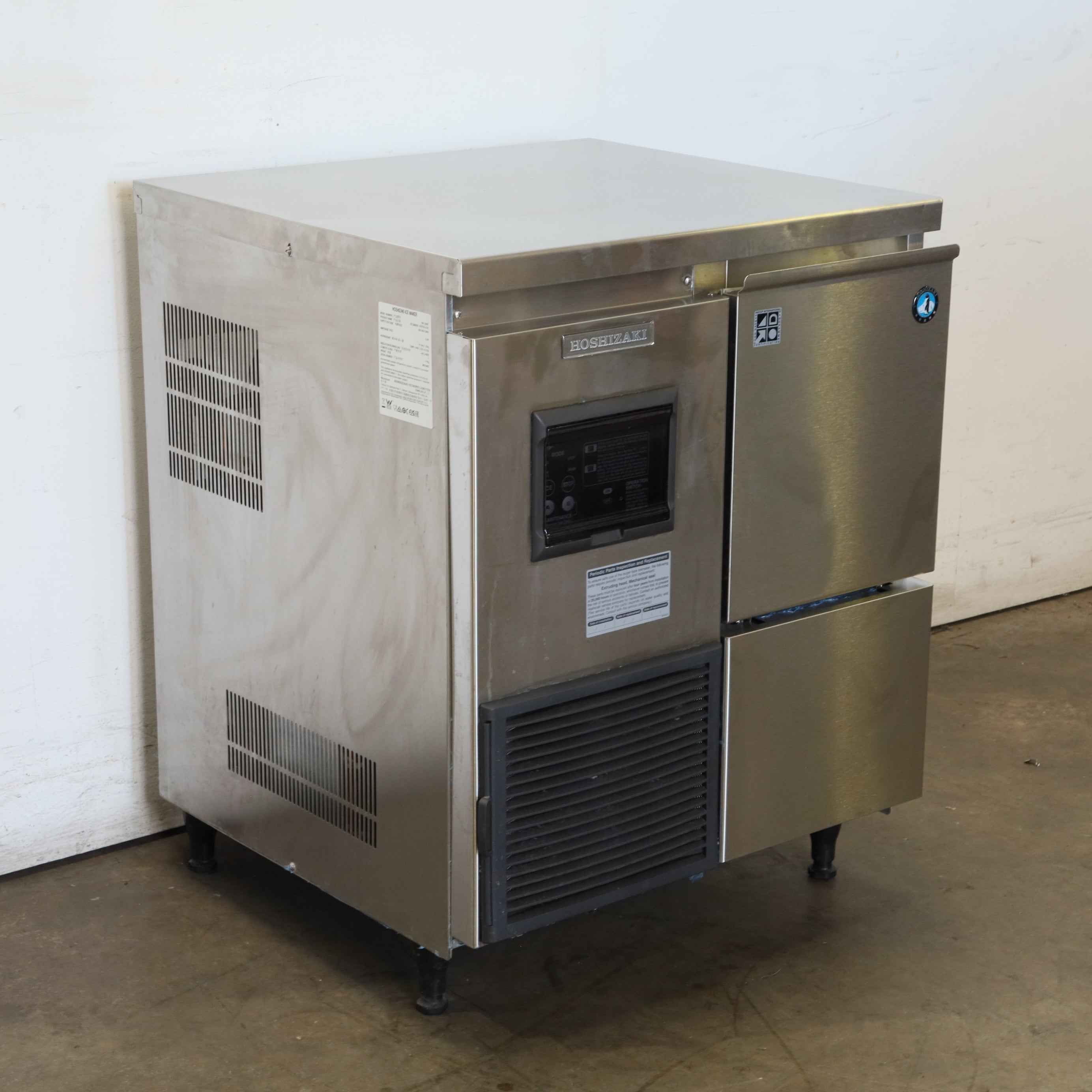 Hoshizaki FM-150KE Ice Machine | SilverChef