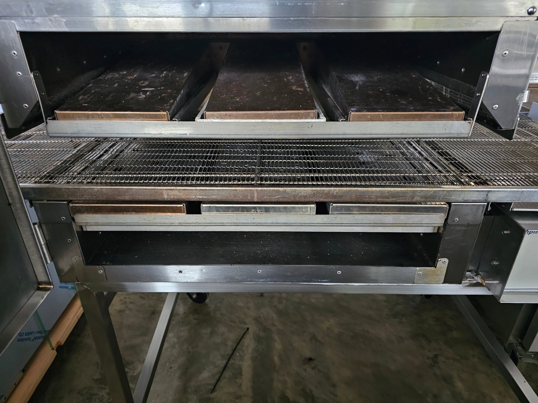 Thumbnail - Lincoln 1155-1 Conveyor Pizza Oven 1100 Series