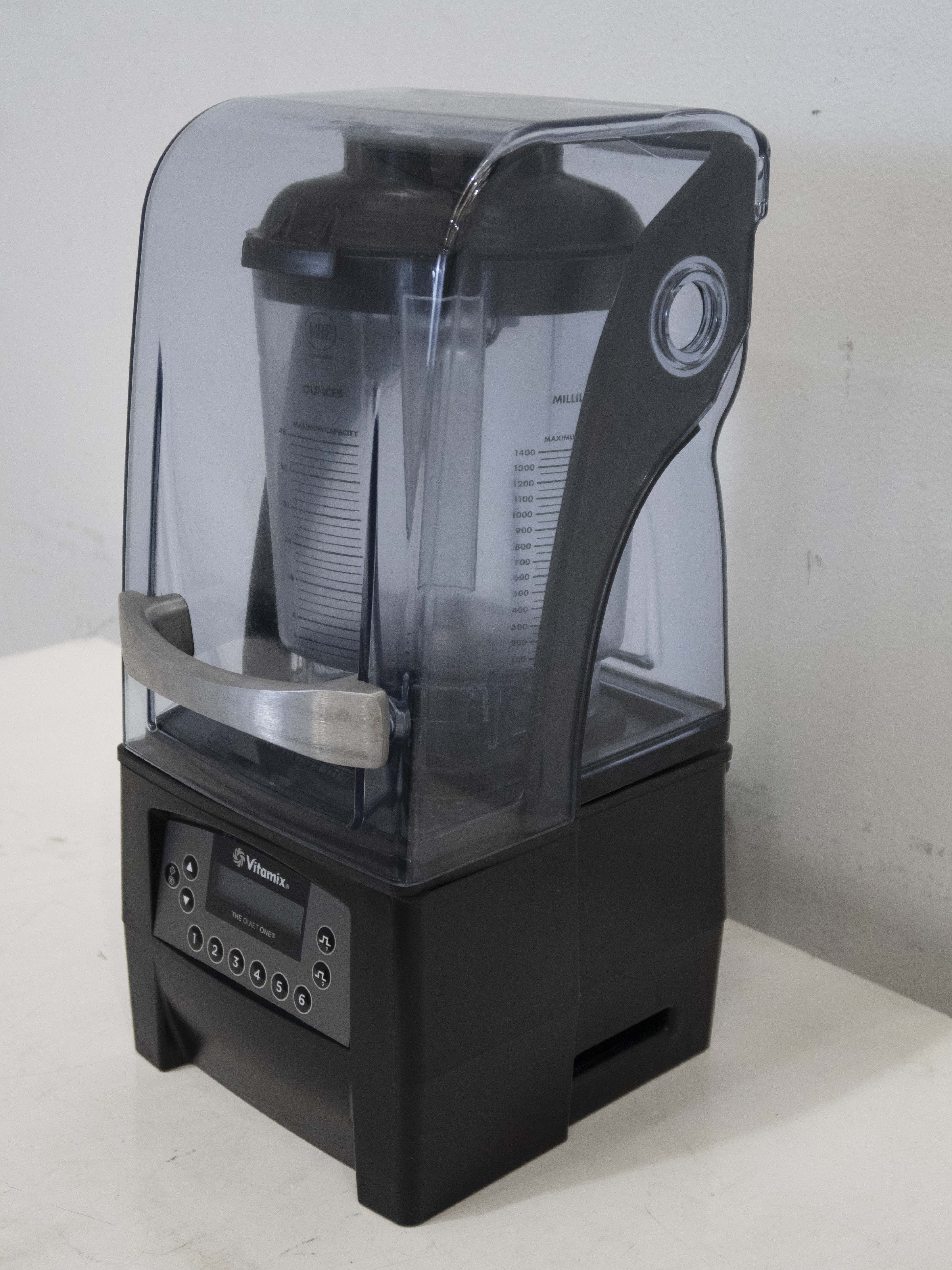 Thumbnail - Vitamix VM0149 Blender with Sound Barrier