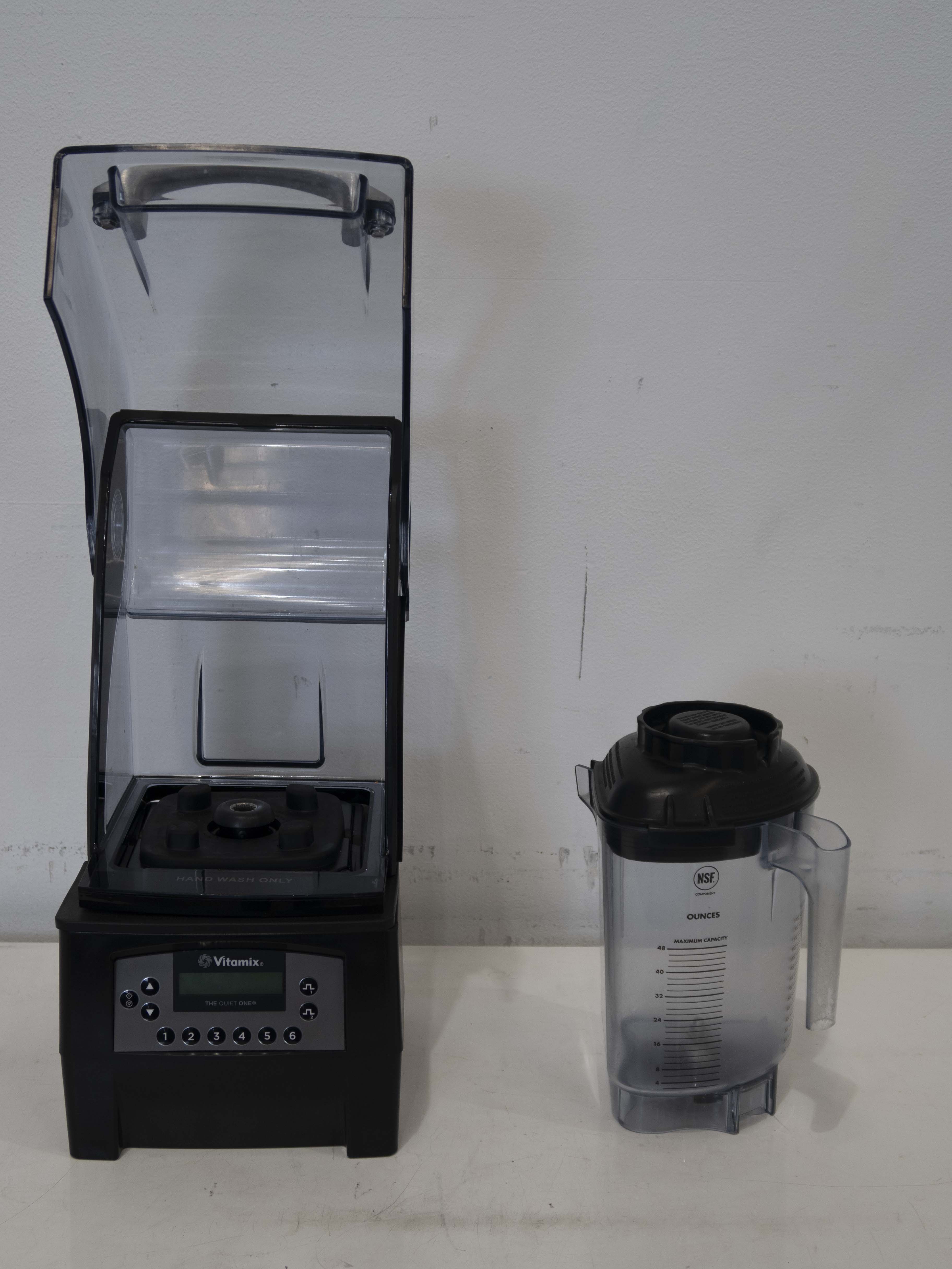 Thumbnail - Vitamix VM0149 Blender with Sound Barrier