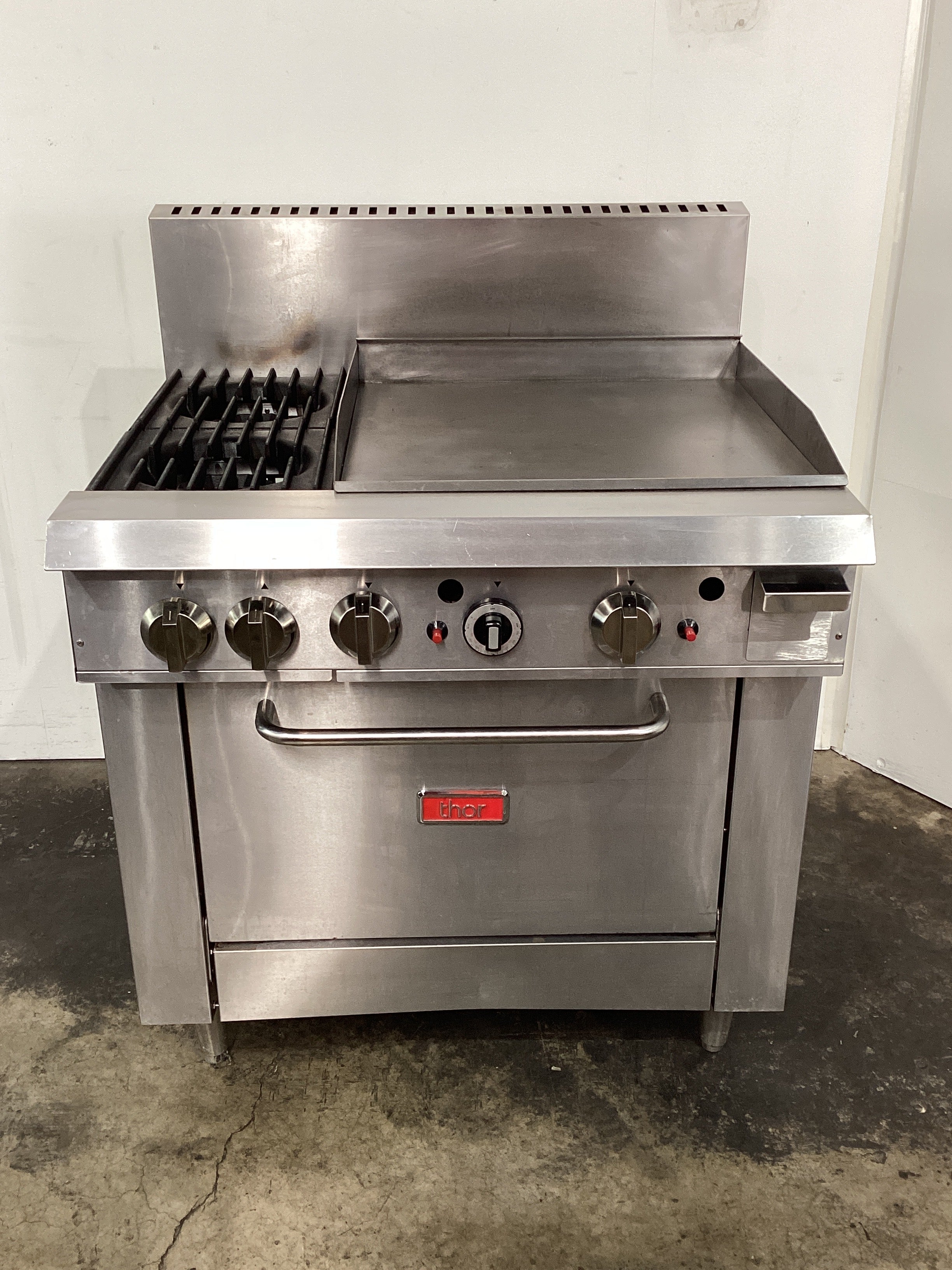 Thor TR-2F-G24F Range Oven