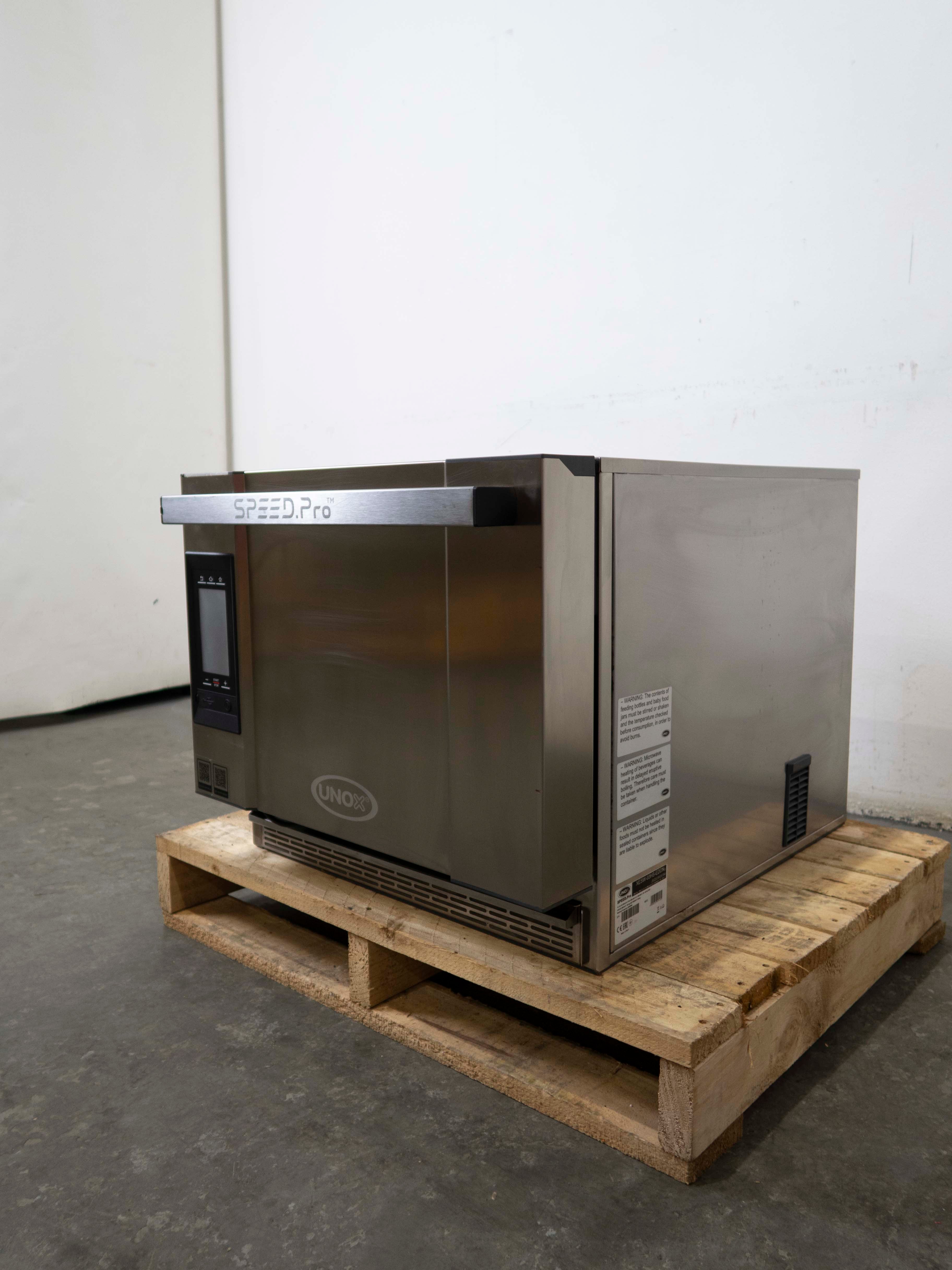 Unox XESW-03HS-EDDN Speed Oven