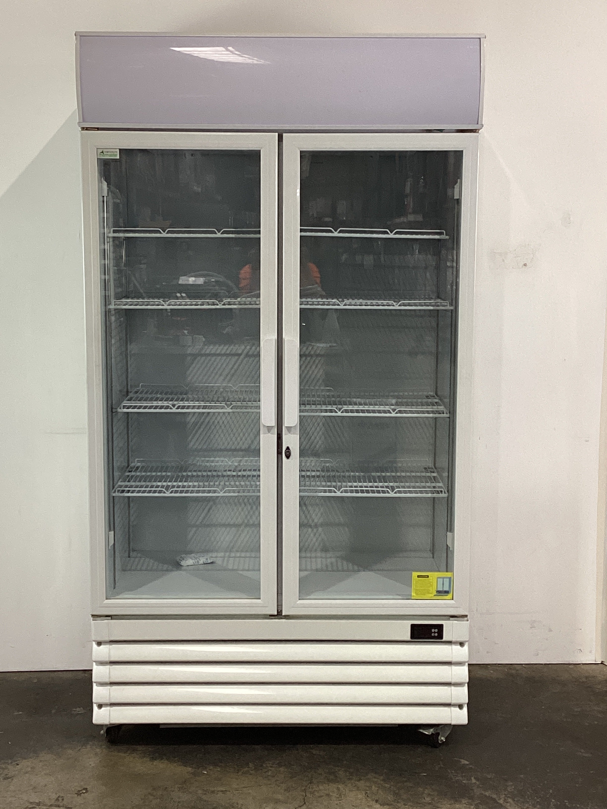 Thumbnail - FED LG-1000GE Upright Fridge