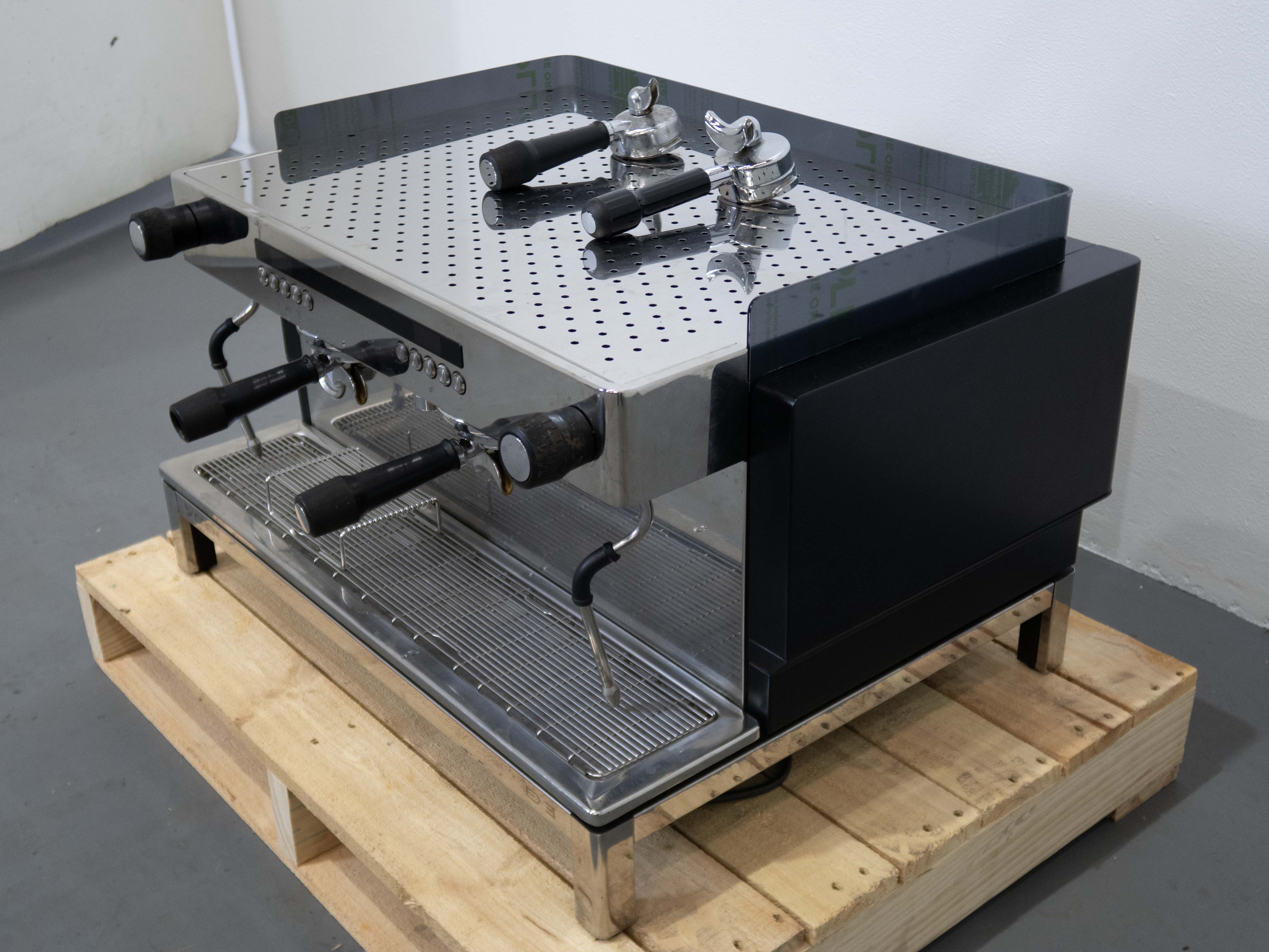 Thumbnail - Crem EX3 2 Group Volumetric Coffee Machine