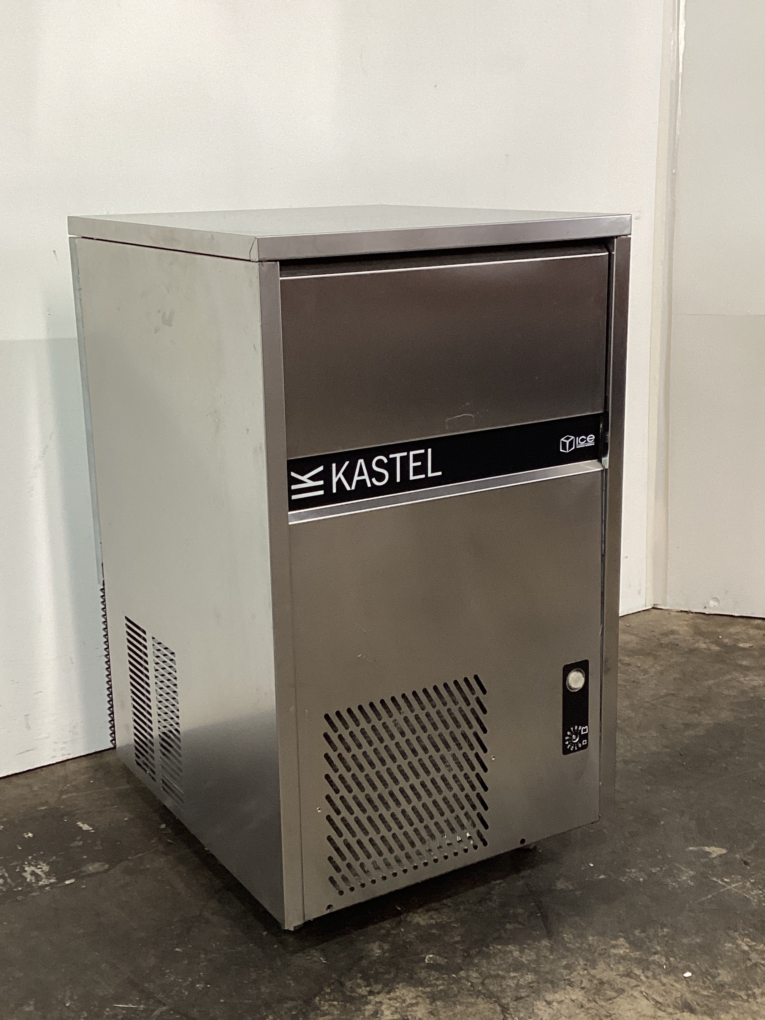 Kastel C50 Ice Machine