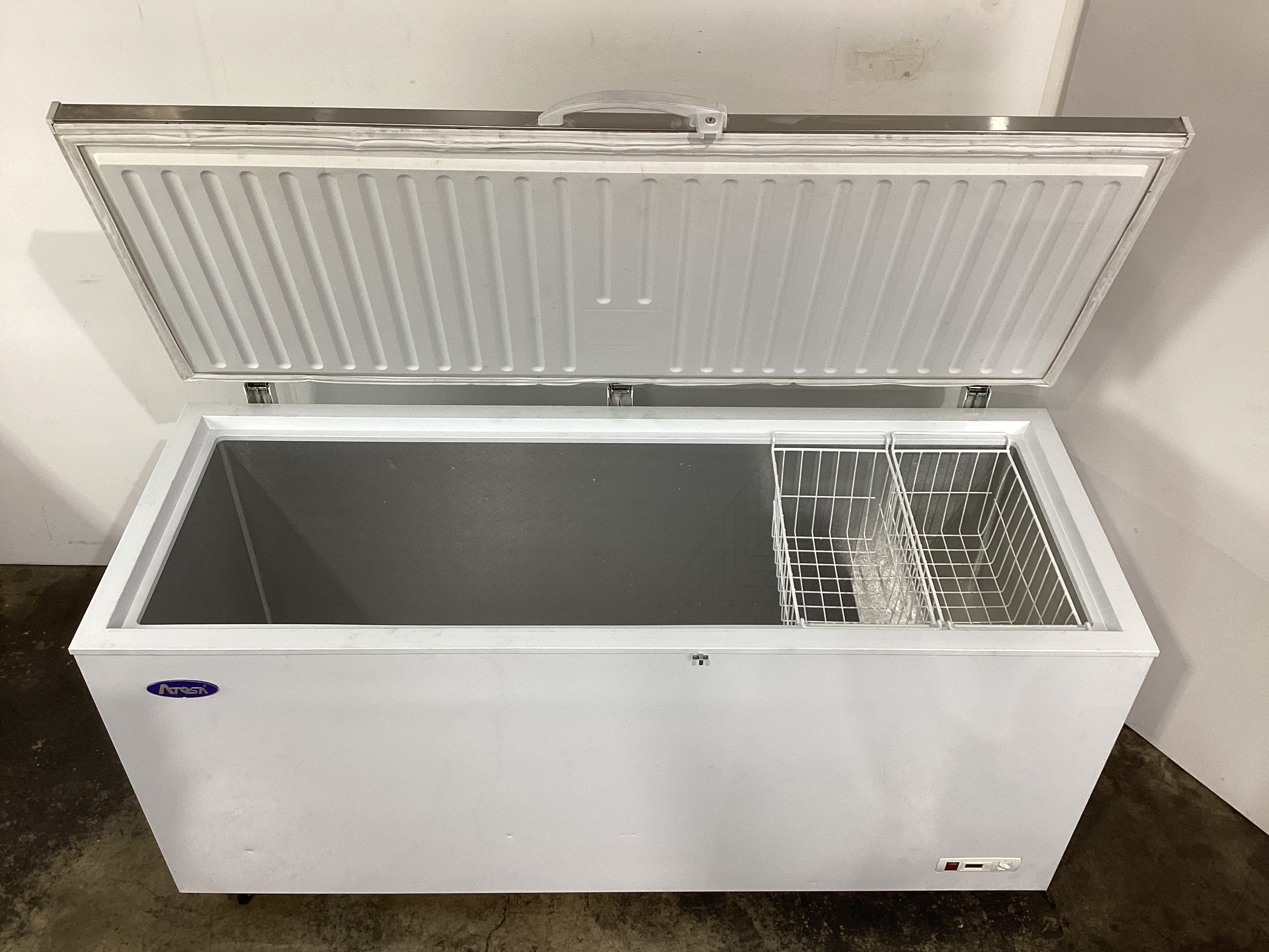 Atosa BD-650SS Chest Freezer