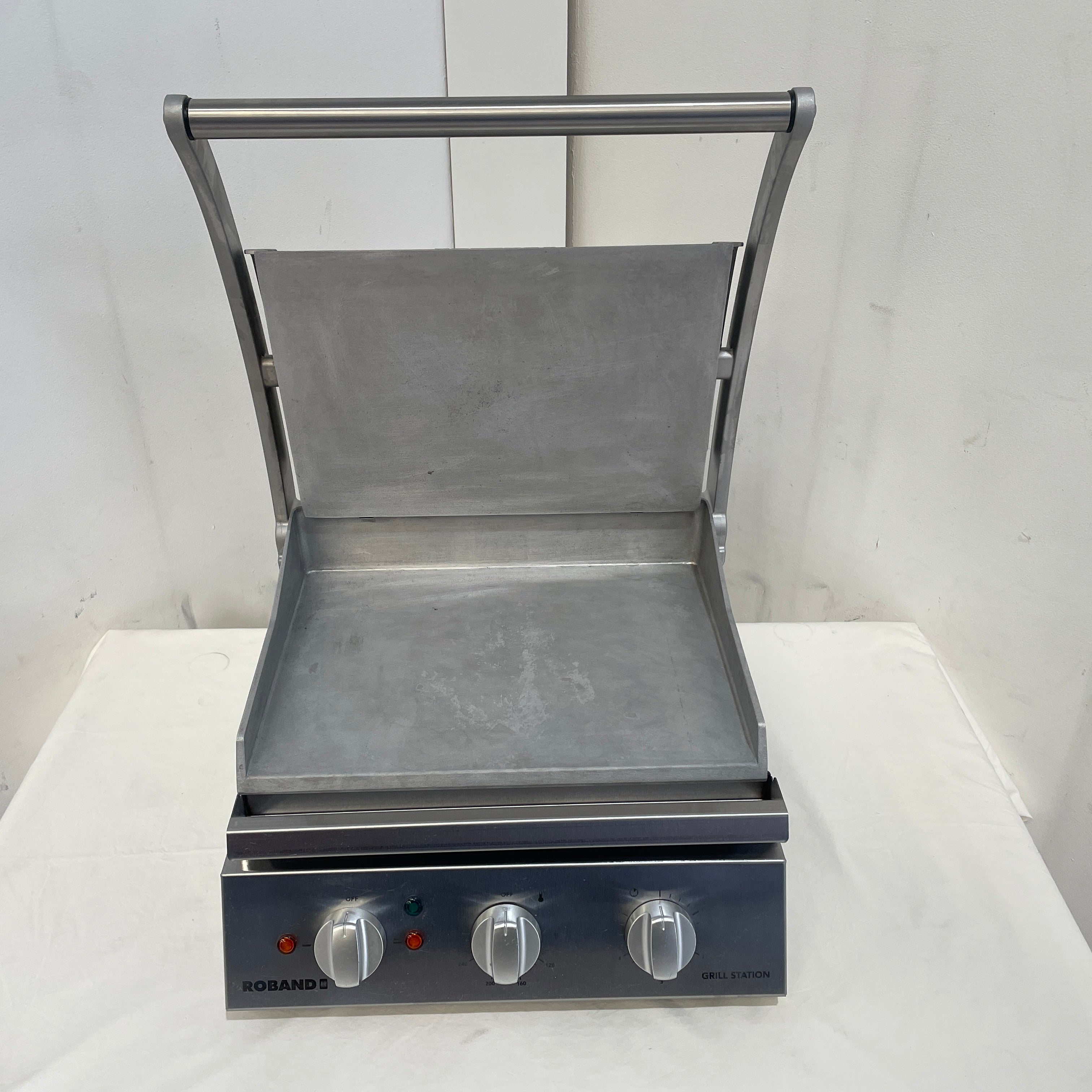 Roband GSA610S Grill Station