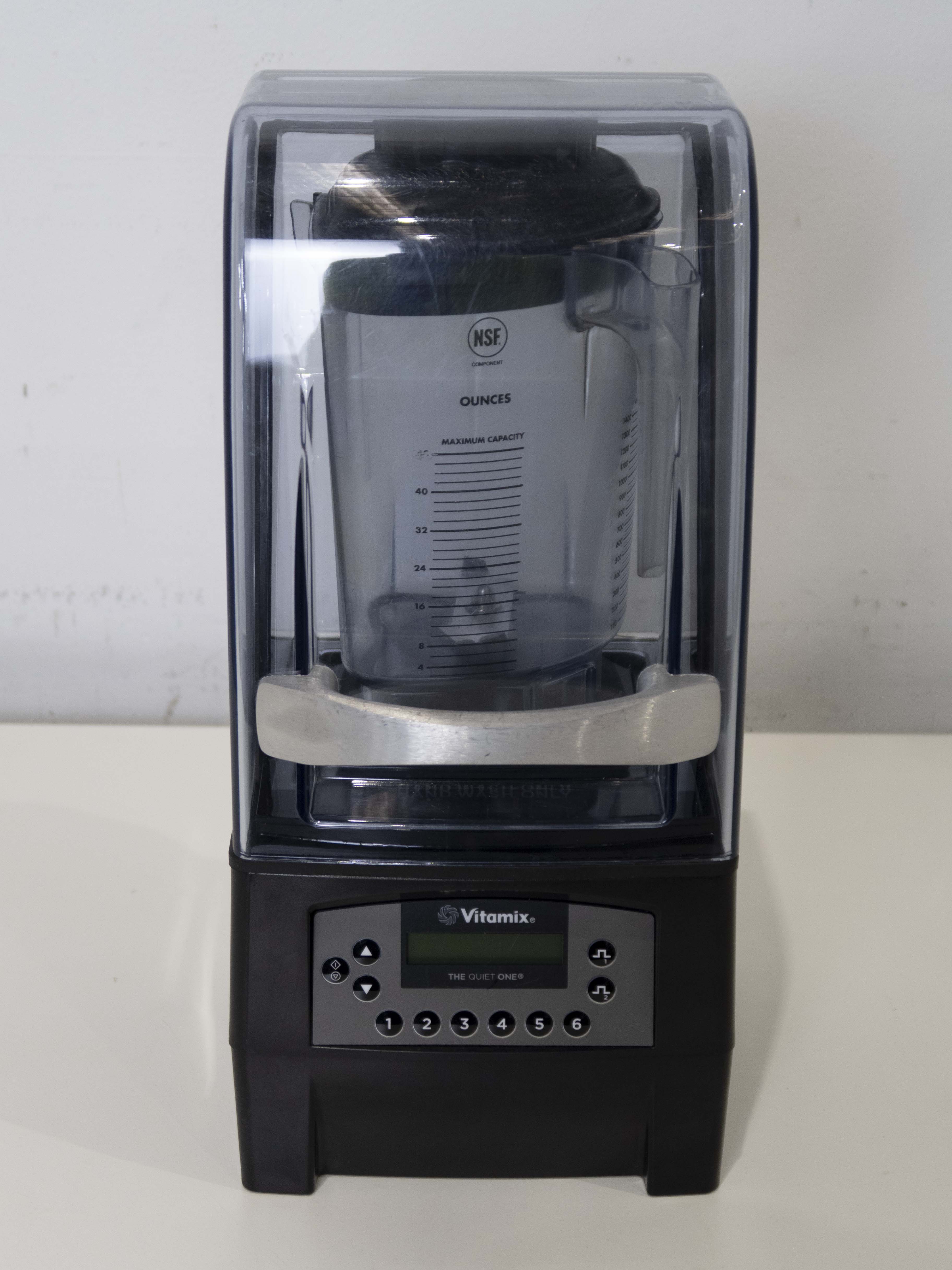 Thumbnail - Vitamix VM0149 Blender with Sound Barrier