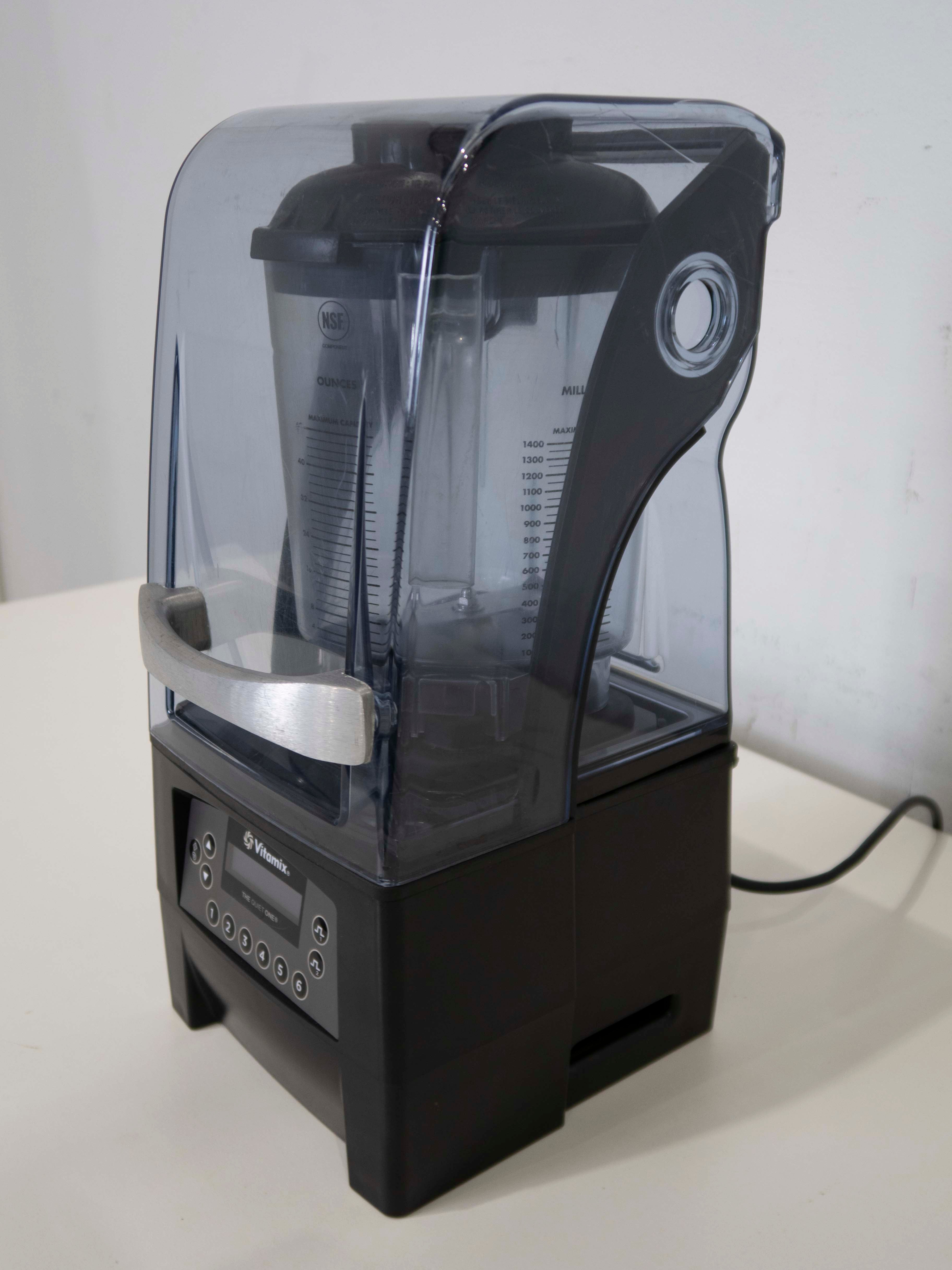 Thumbnail - Vitamix VM0149 Blender with Sound Barrier