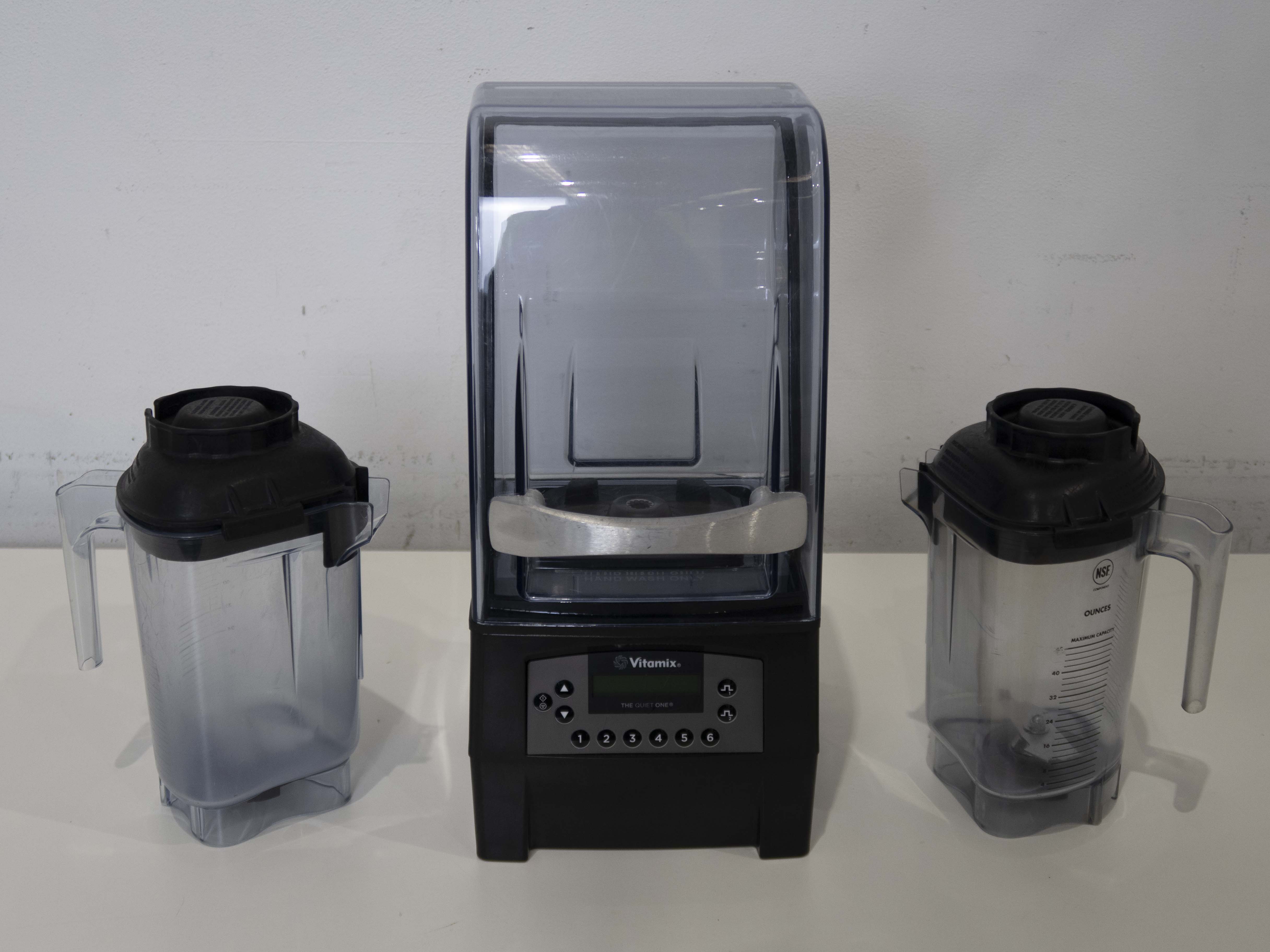 Thumbnail - Vitamix VM0149 Blender with Sound Barrier