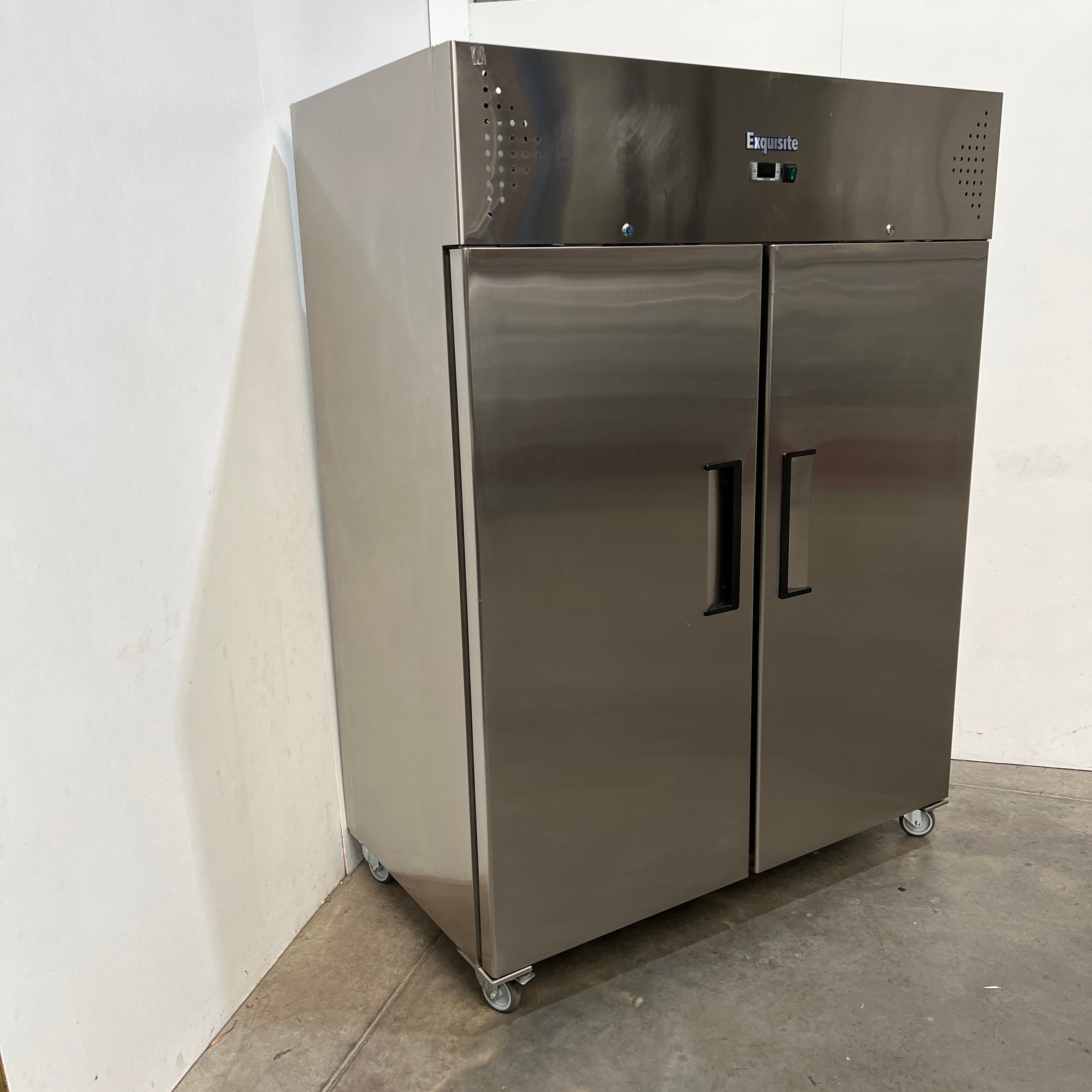 Exquisite GSF1410H Upright Freezer