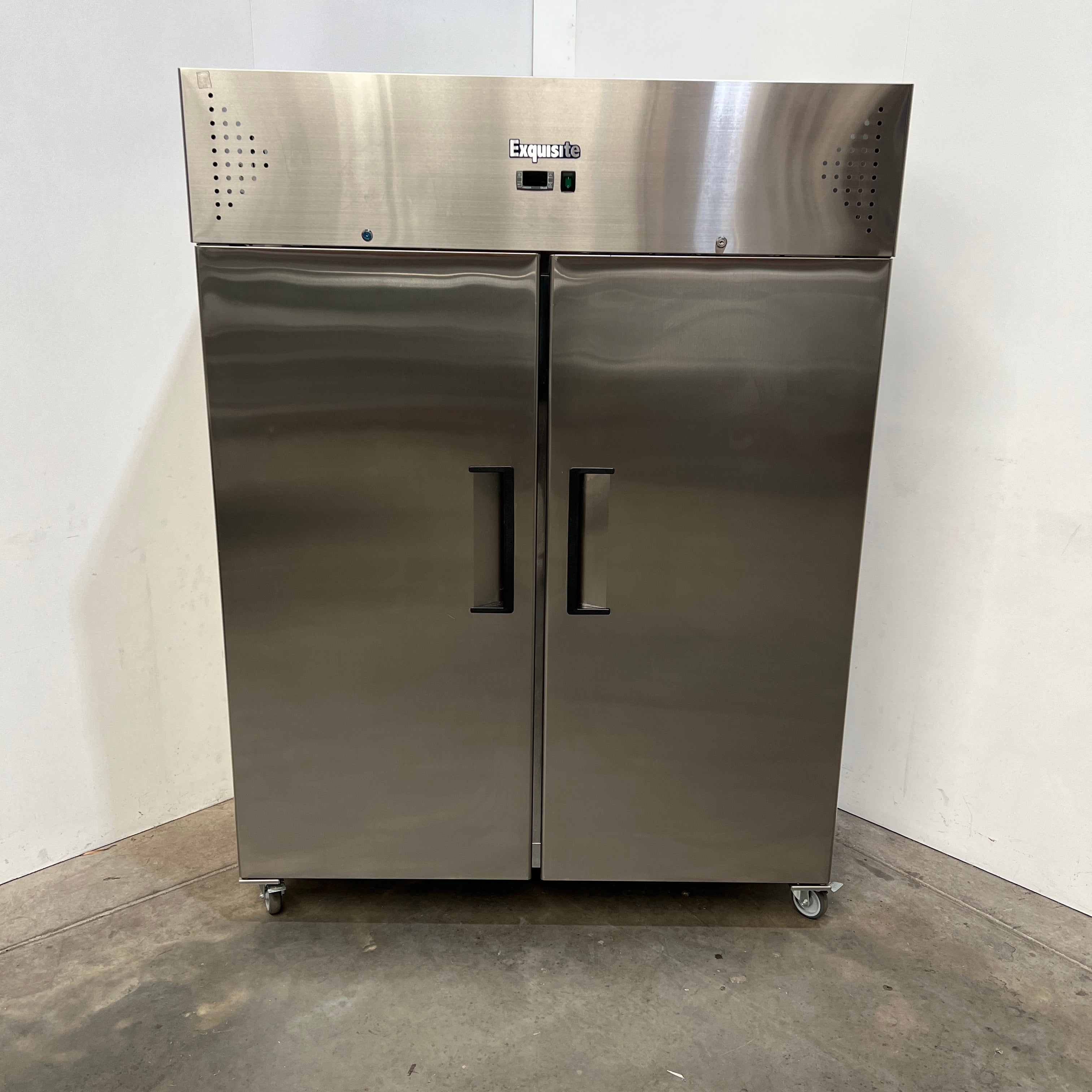 Exquisite GSF1410H Upright Freezer