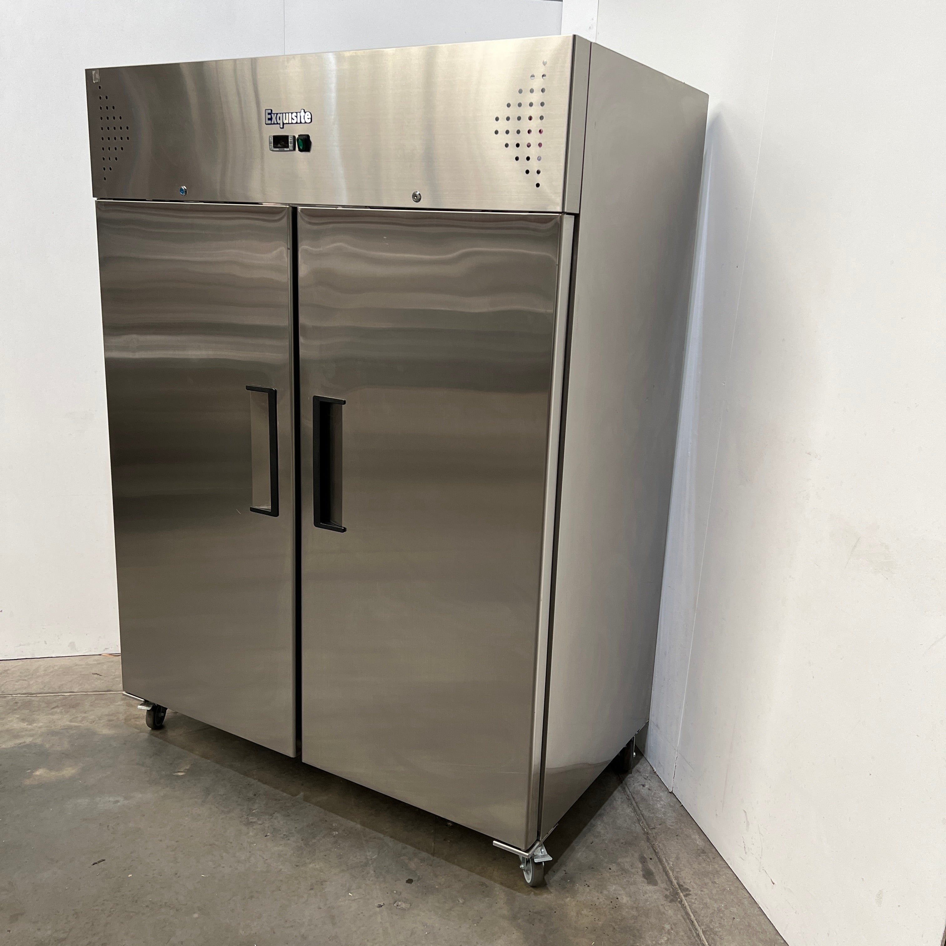 Exquisite GSF1410H Upright Freezer