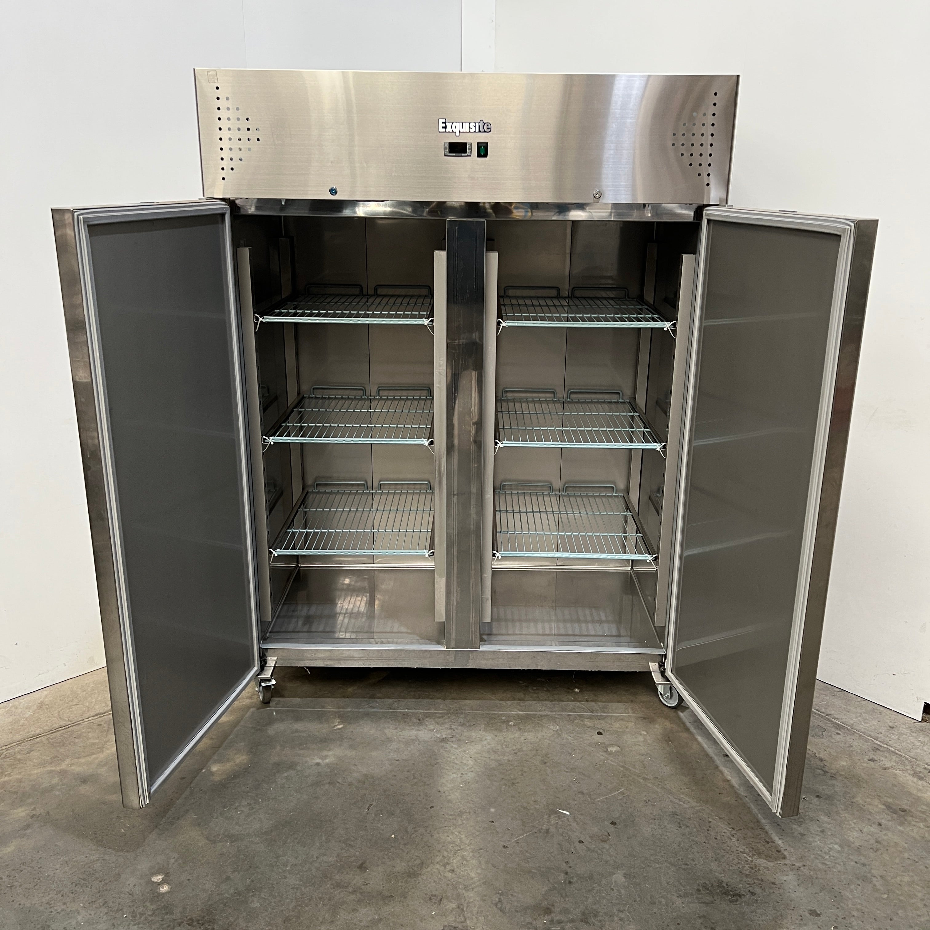 Exquisite GSF1410H Upright Freezer