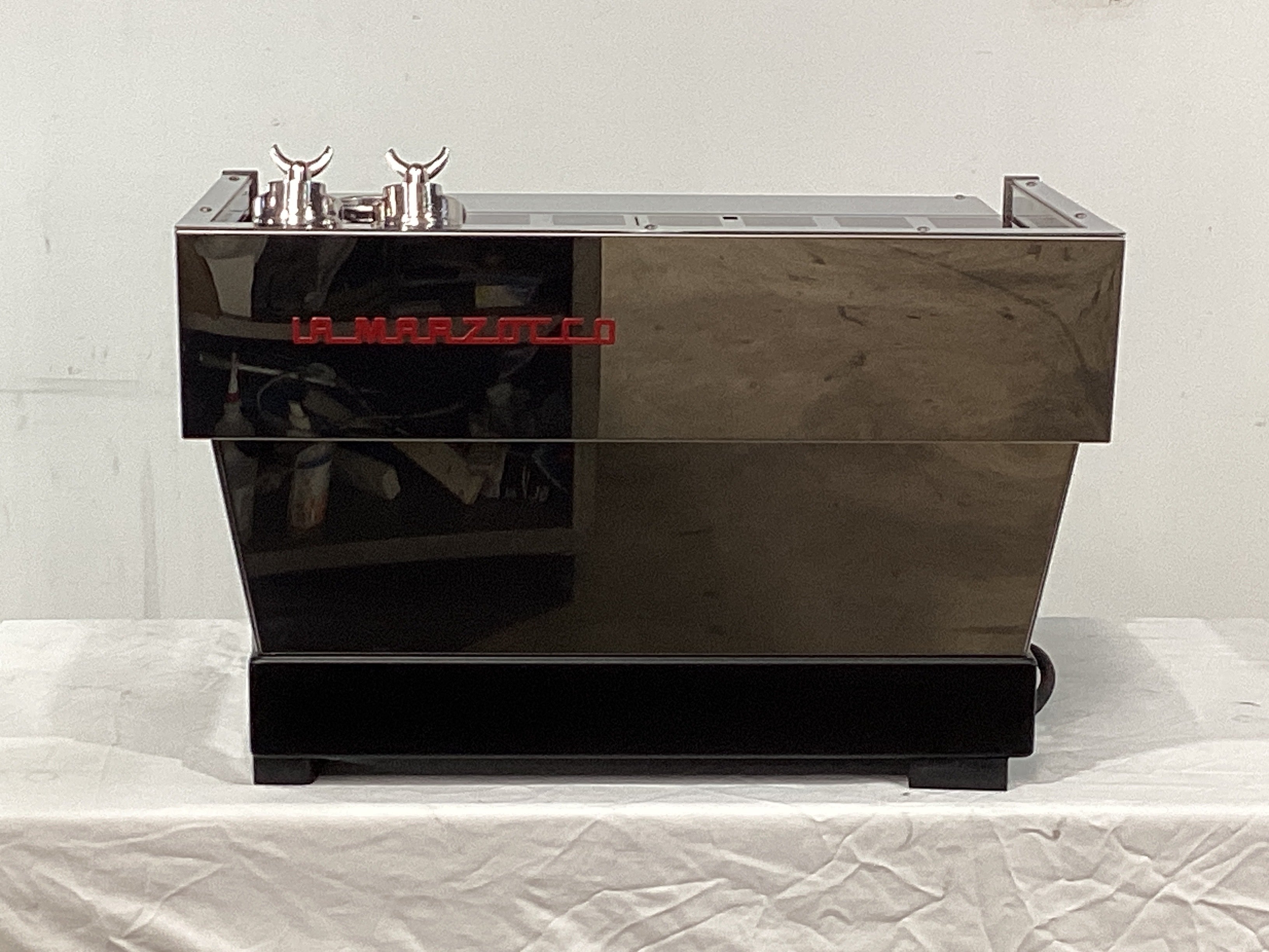 La Marzocco Linea 2AV 2 Group Coffee Machine