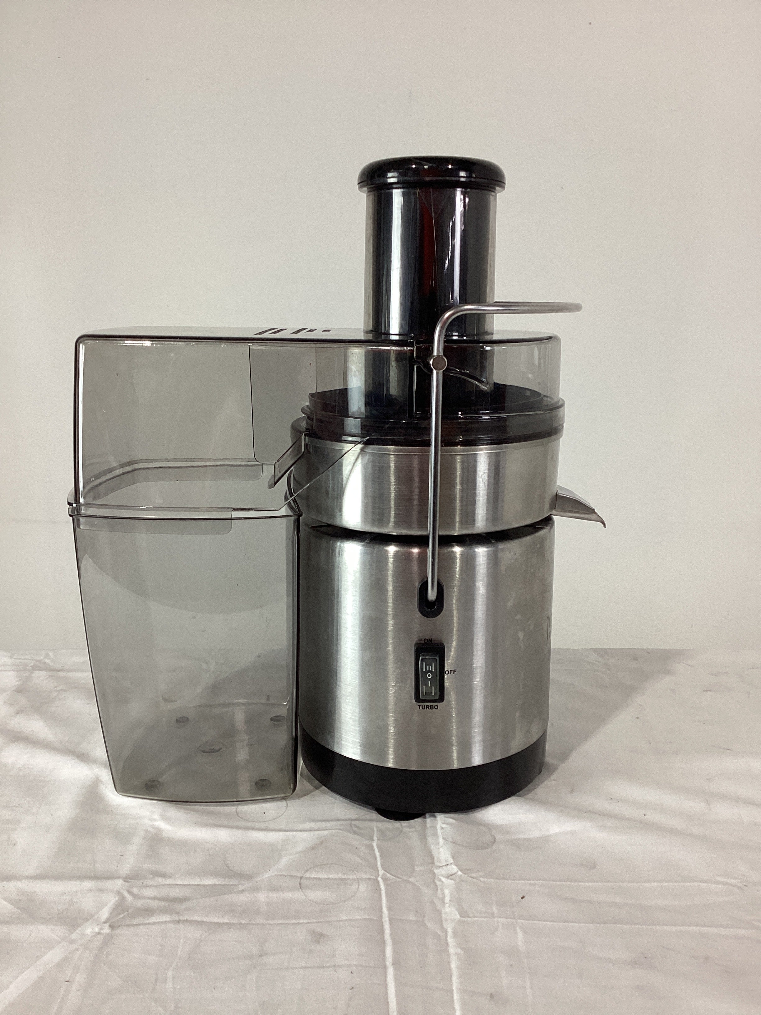 Thumbnail - Juicemaster S42-8 Juicer