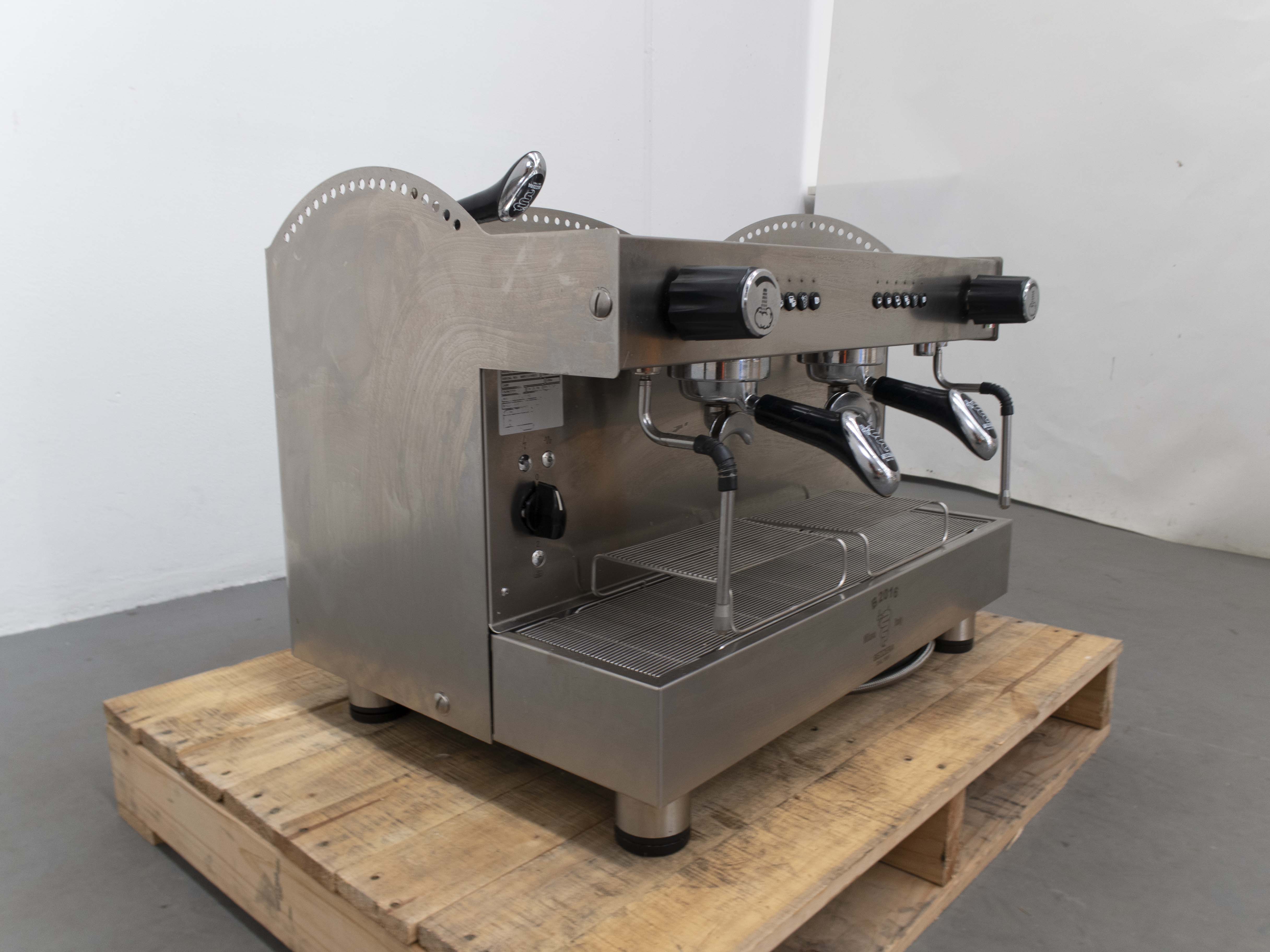 Bezzera B2016 DE 2 Group Coffee Machine