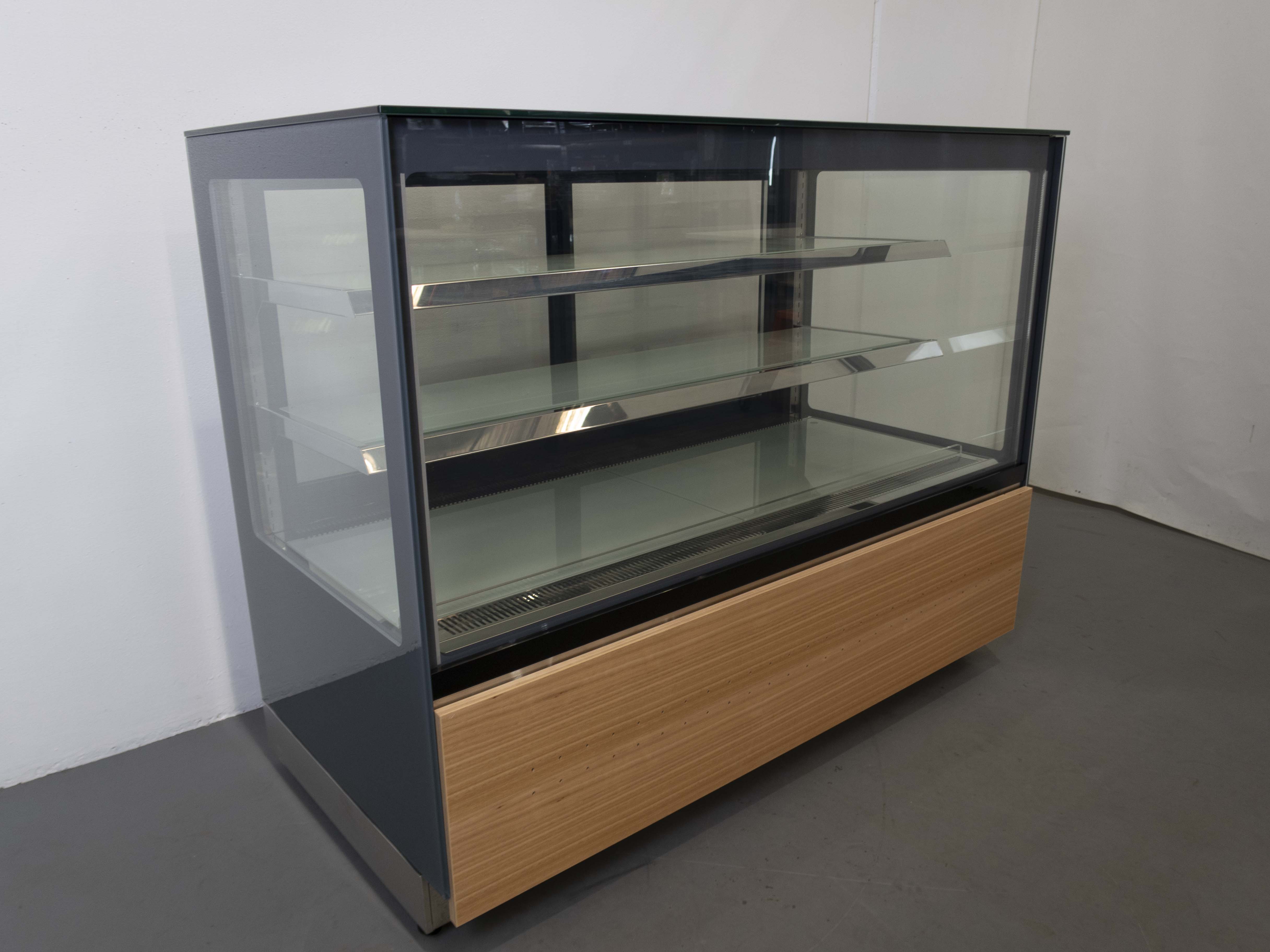 Atosa WDF157F Refrigerated Display