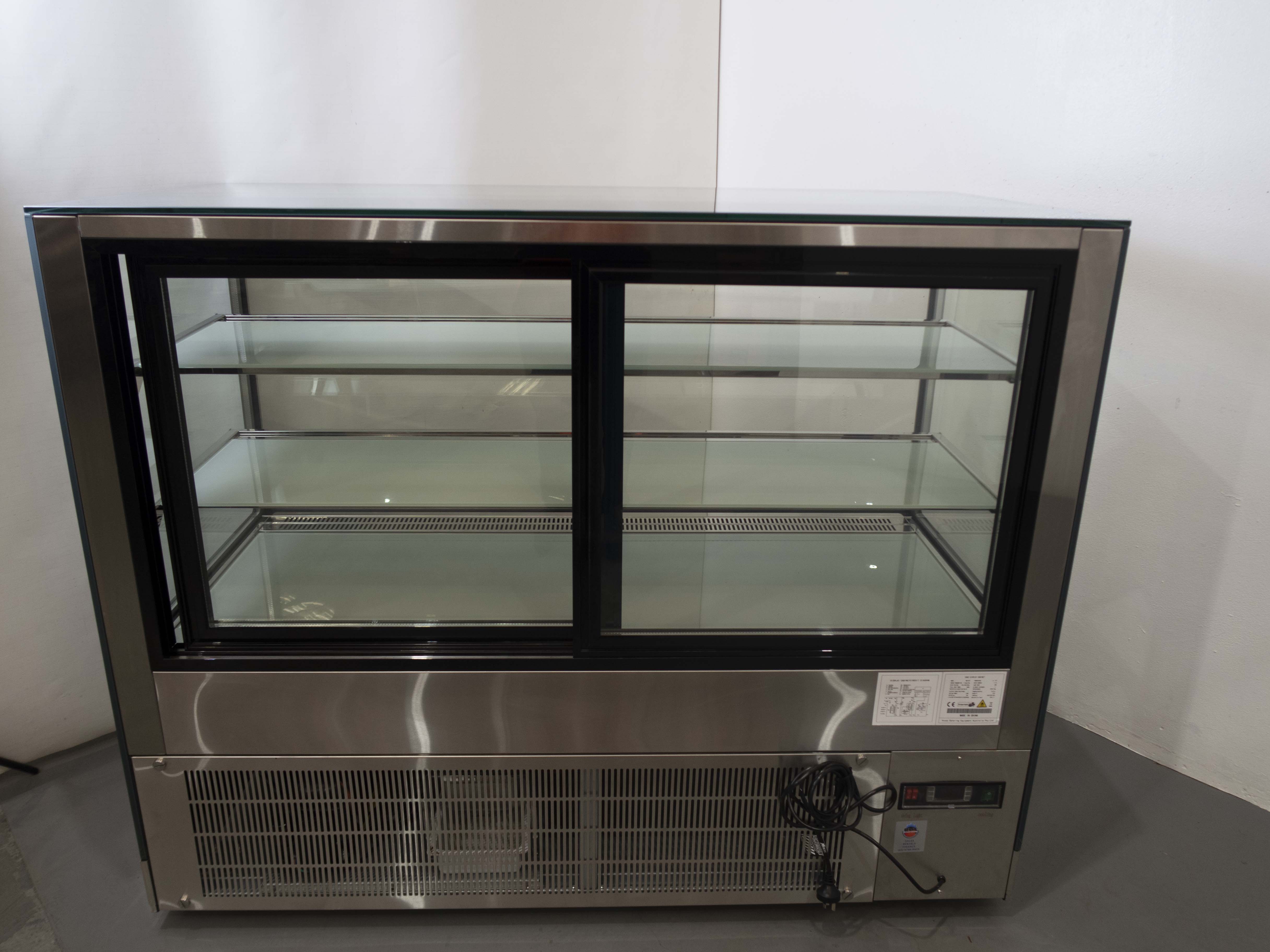 Atosa WDF157F Refrigerated Display