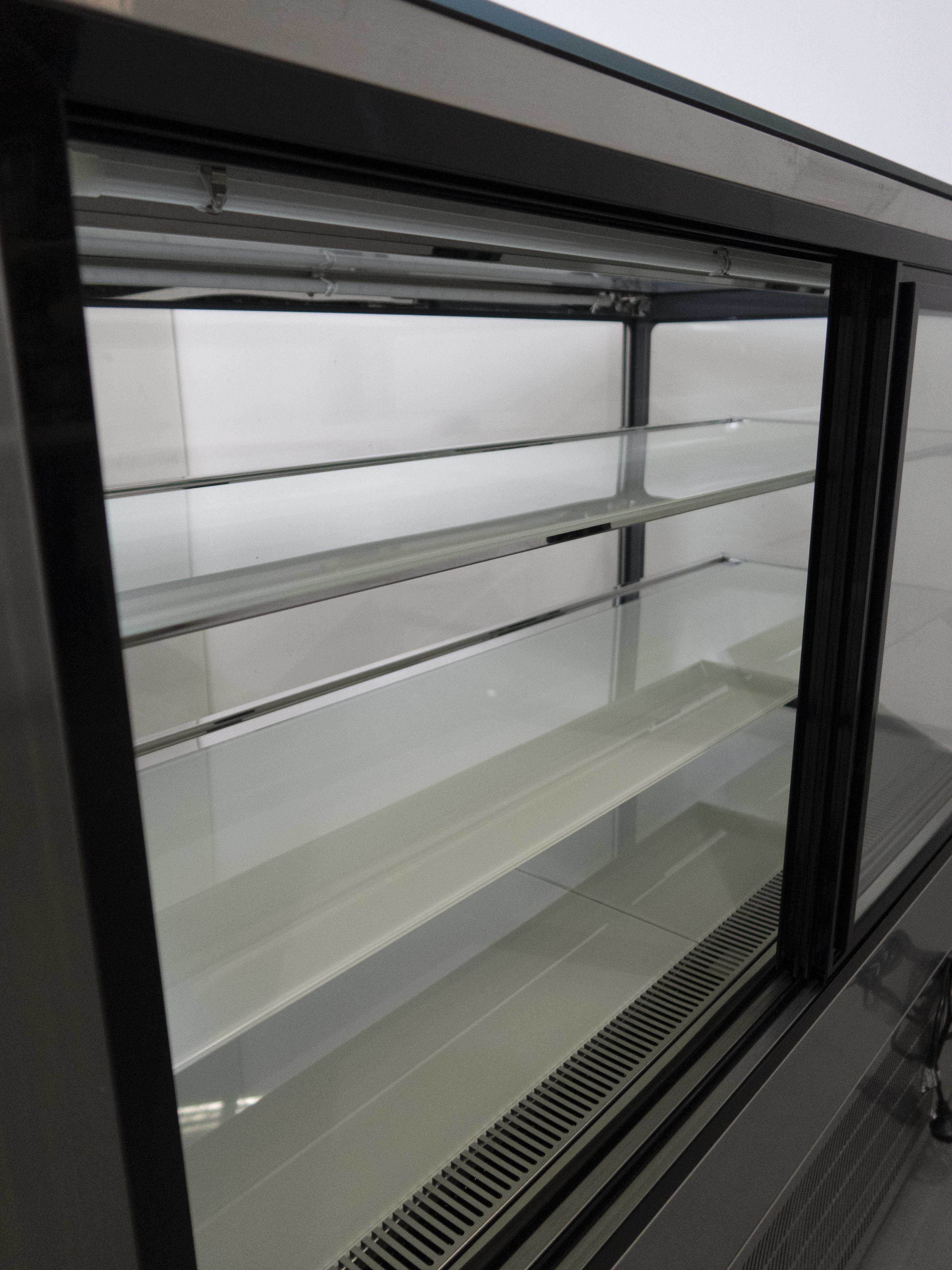 Atosa WDF157F Refrigerated Display