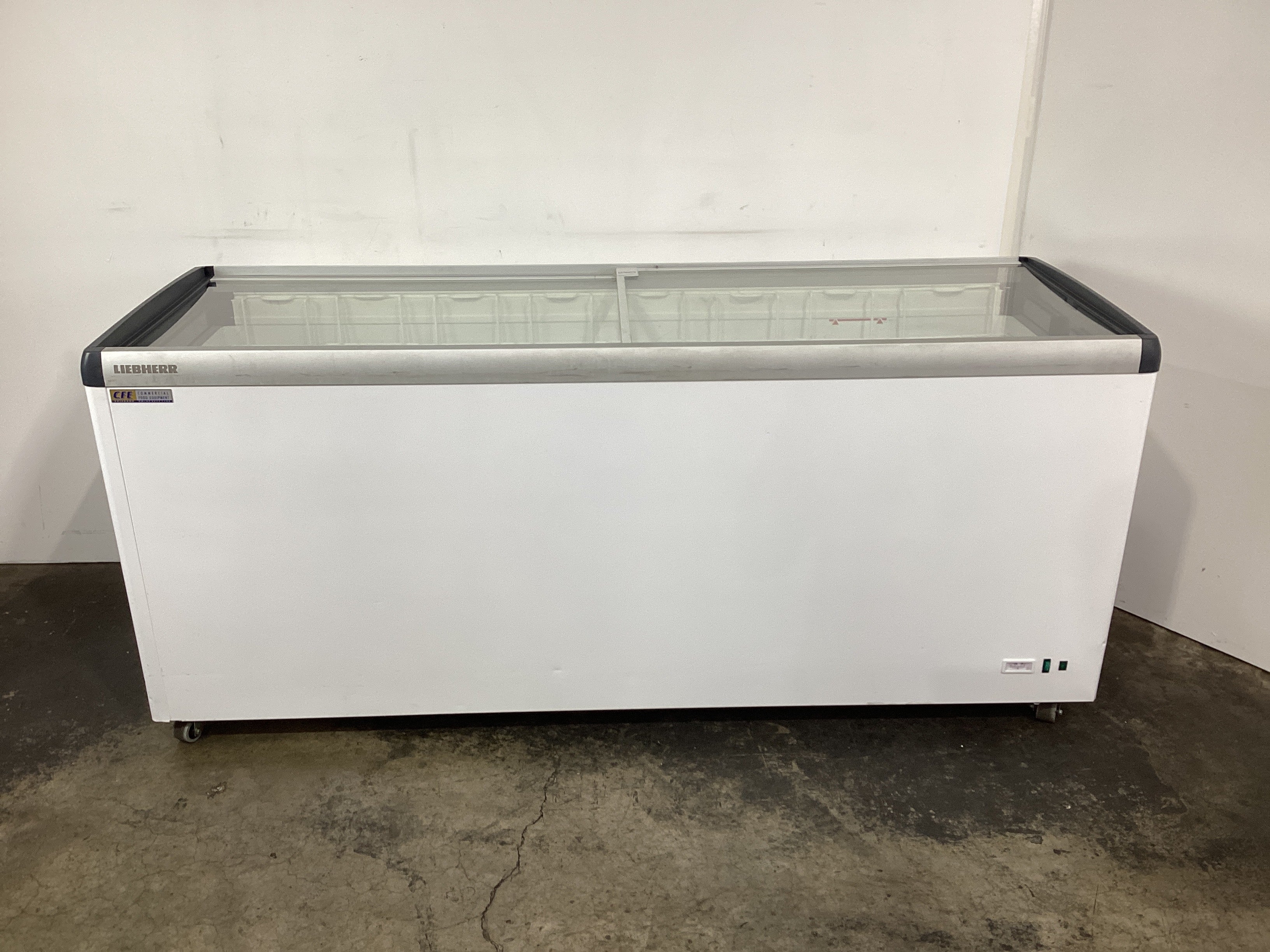 Liebherr EFE6052 Display Chest Freezer