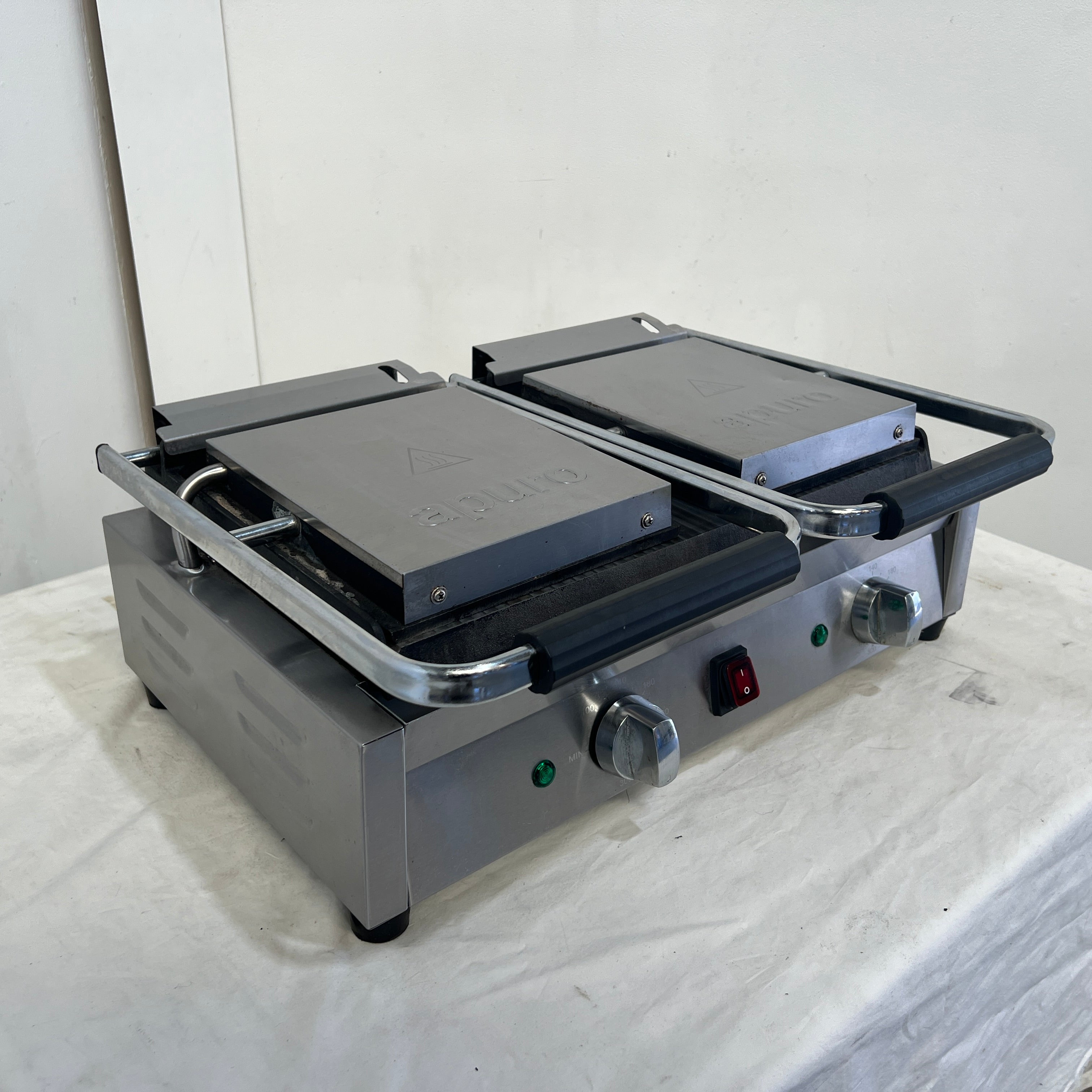 Apuro DY998-A-02 Contact Grill