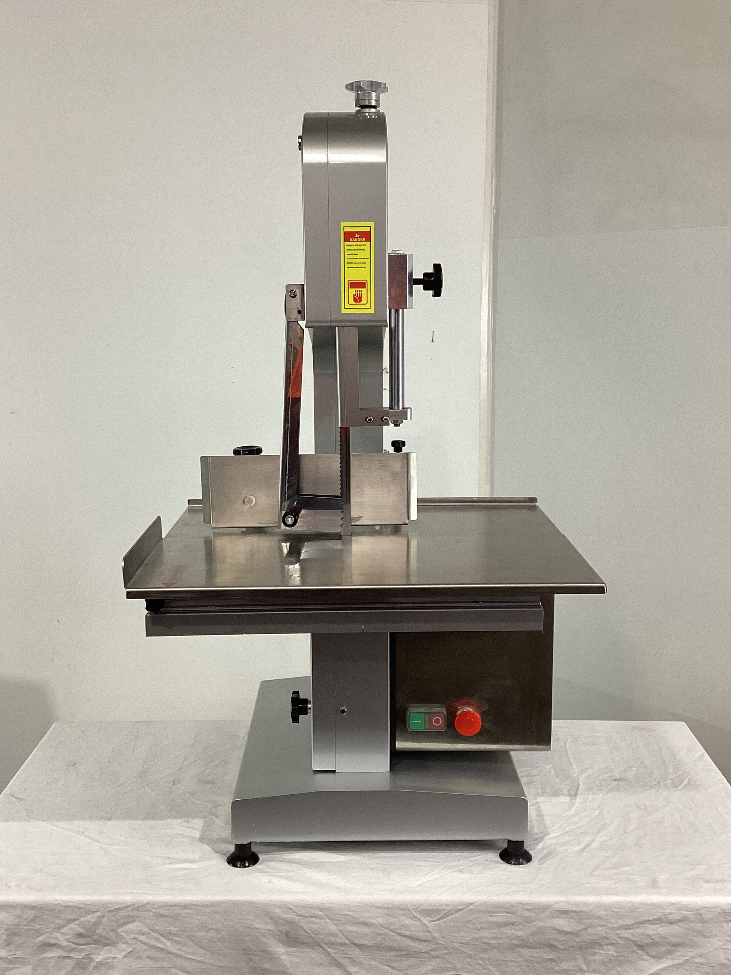 Thumbnail - FED JG300AH Benchtop Bone Saw