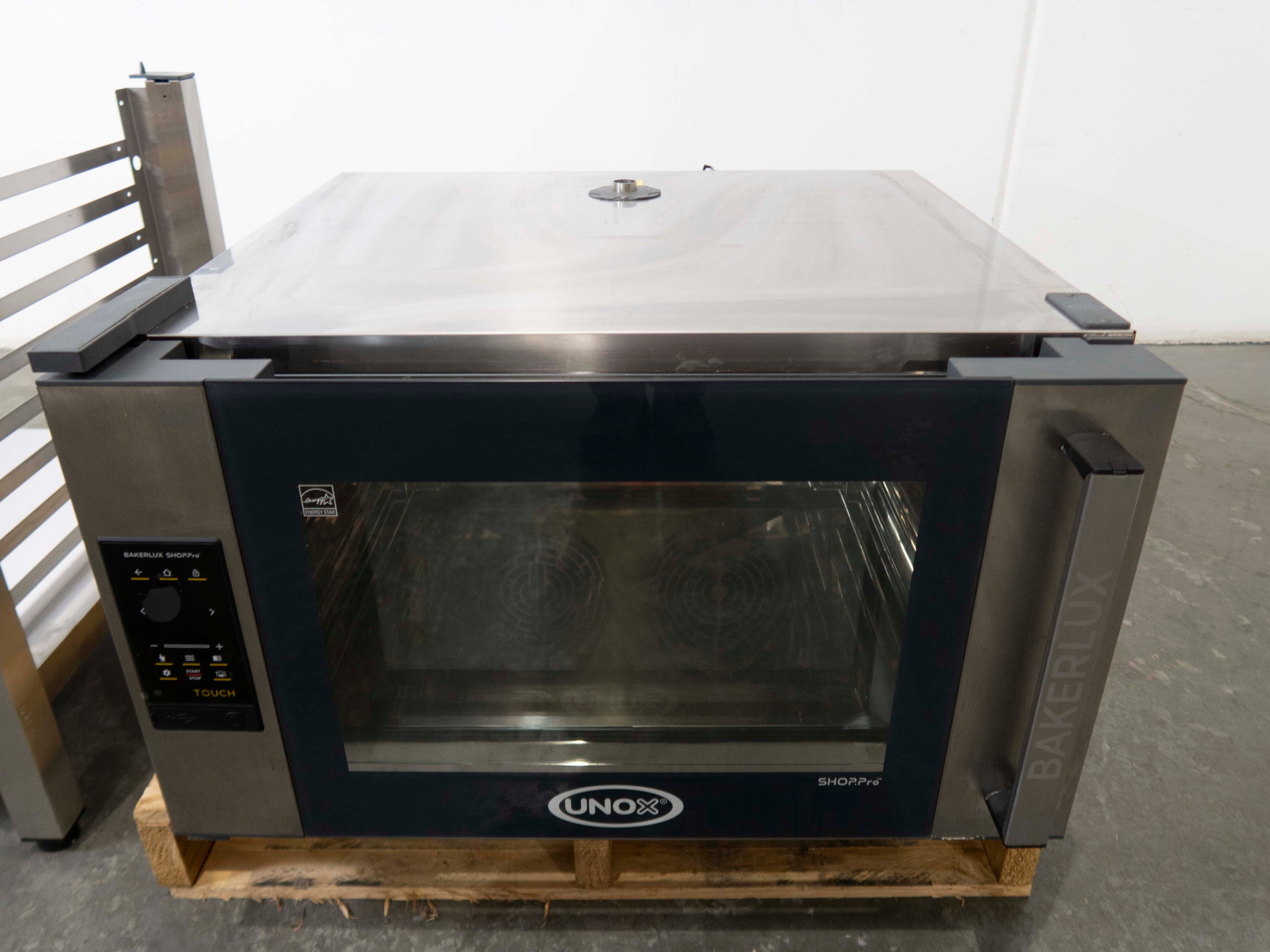 Unox XEFT-04EU-ETRV 4 Tray Convection Oven with Stand