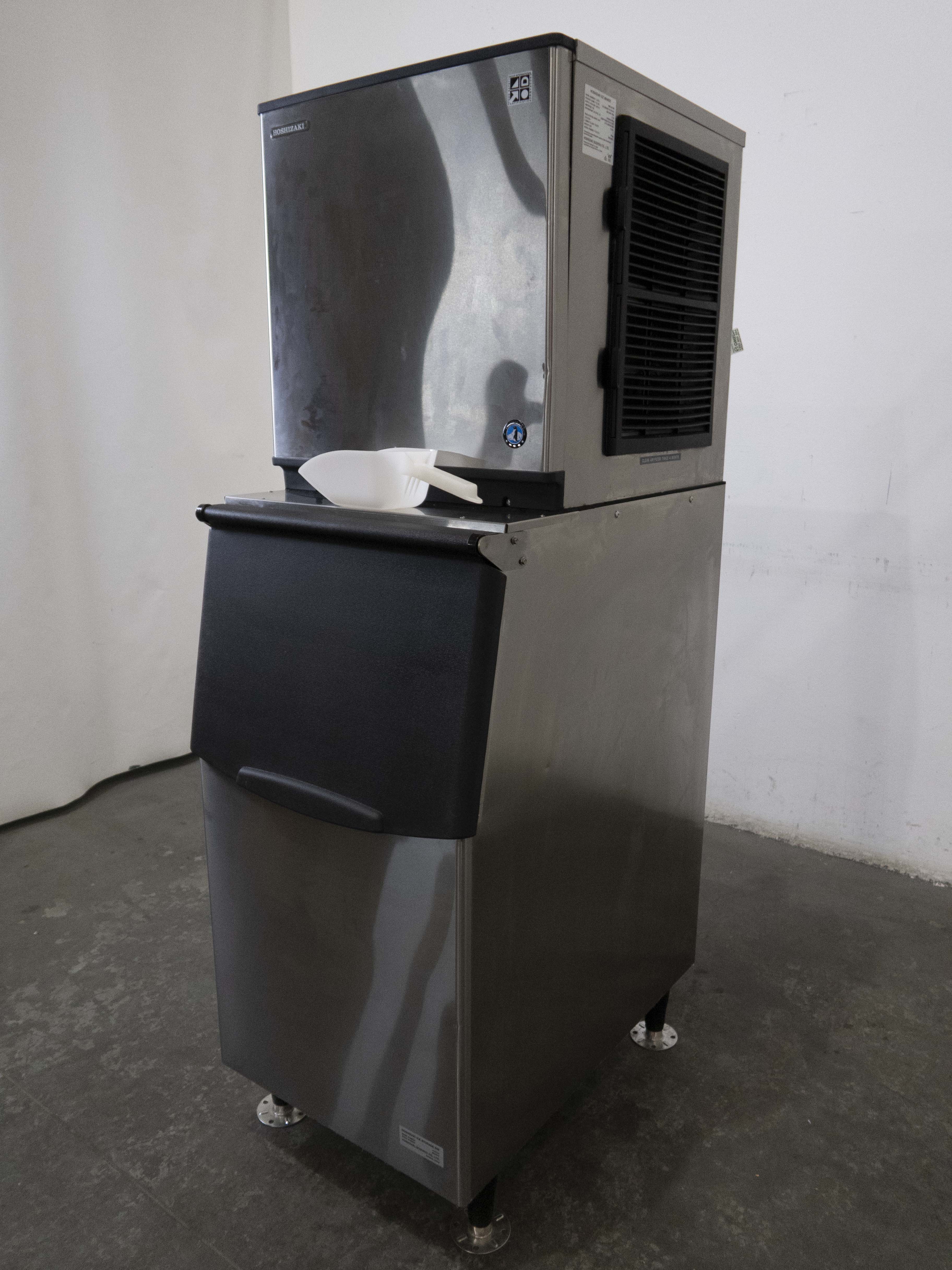 Hoshizaki KMD-201AB Ice Machine with Ice Storage Bin