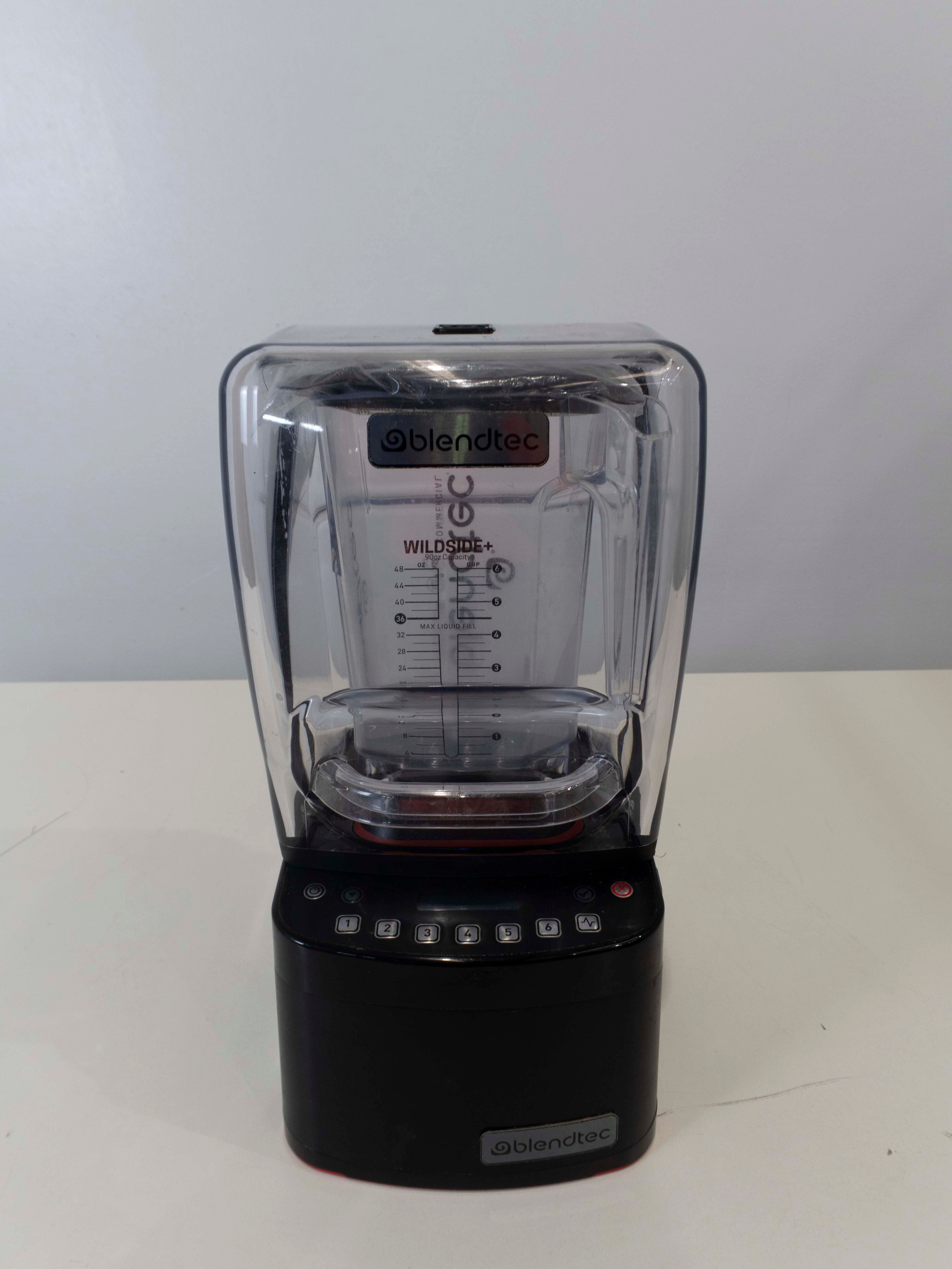 Thumbnail - Blendtec Stealth 885 Blender