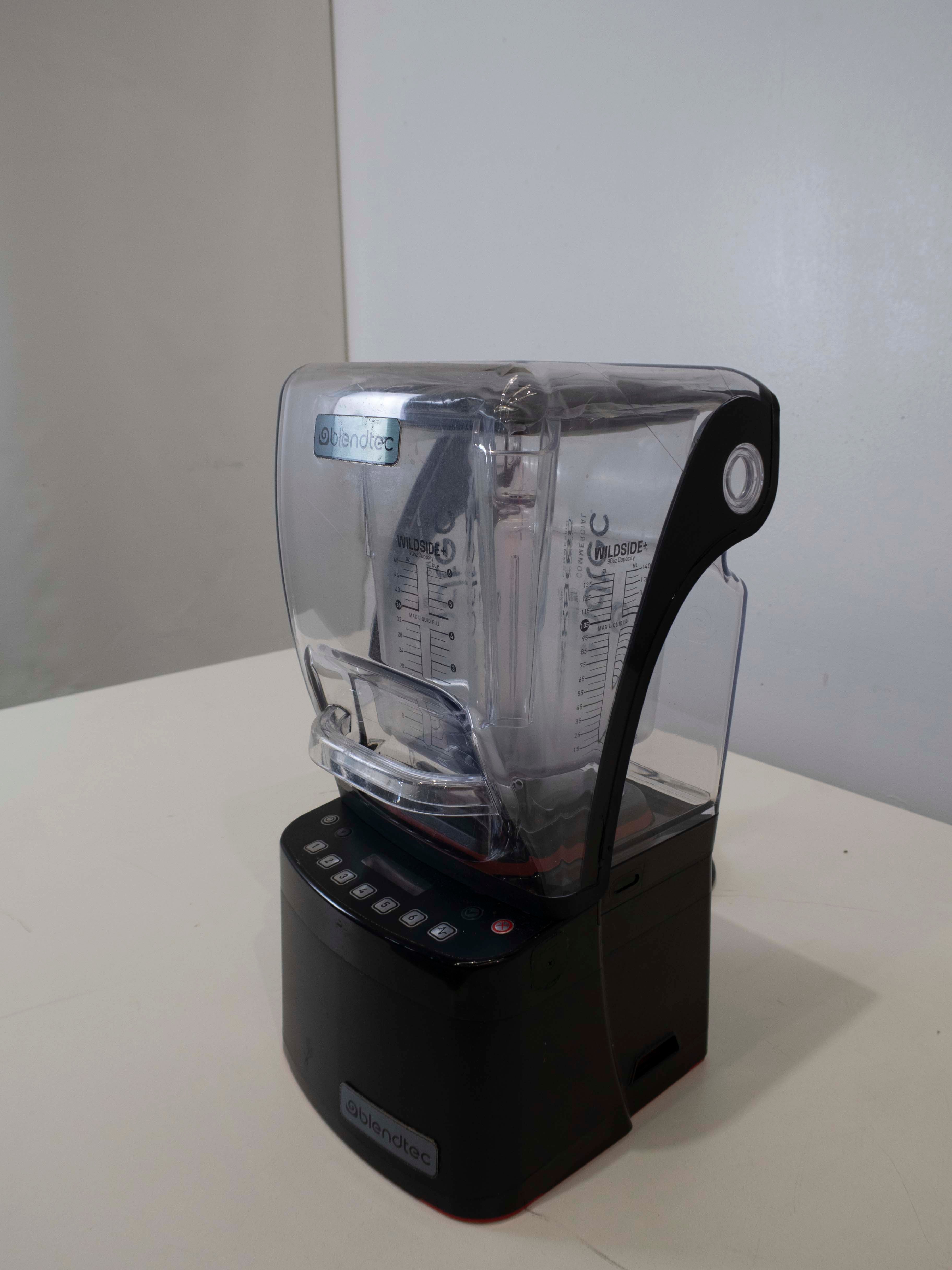 Thumbnail - Blendtec Stealth 885 Blender