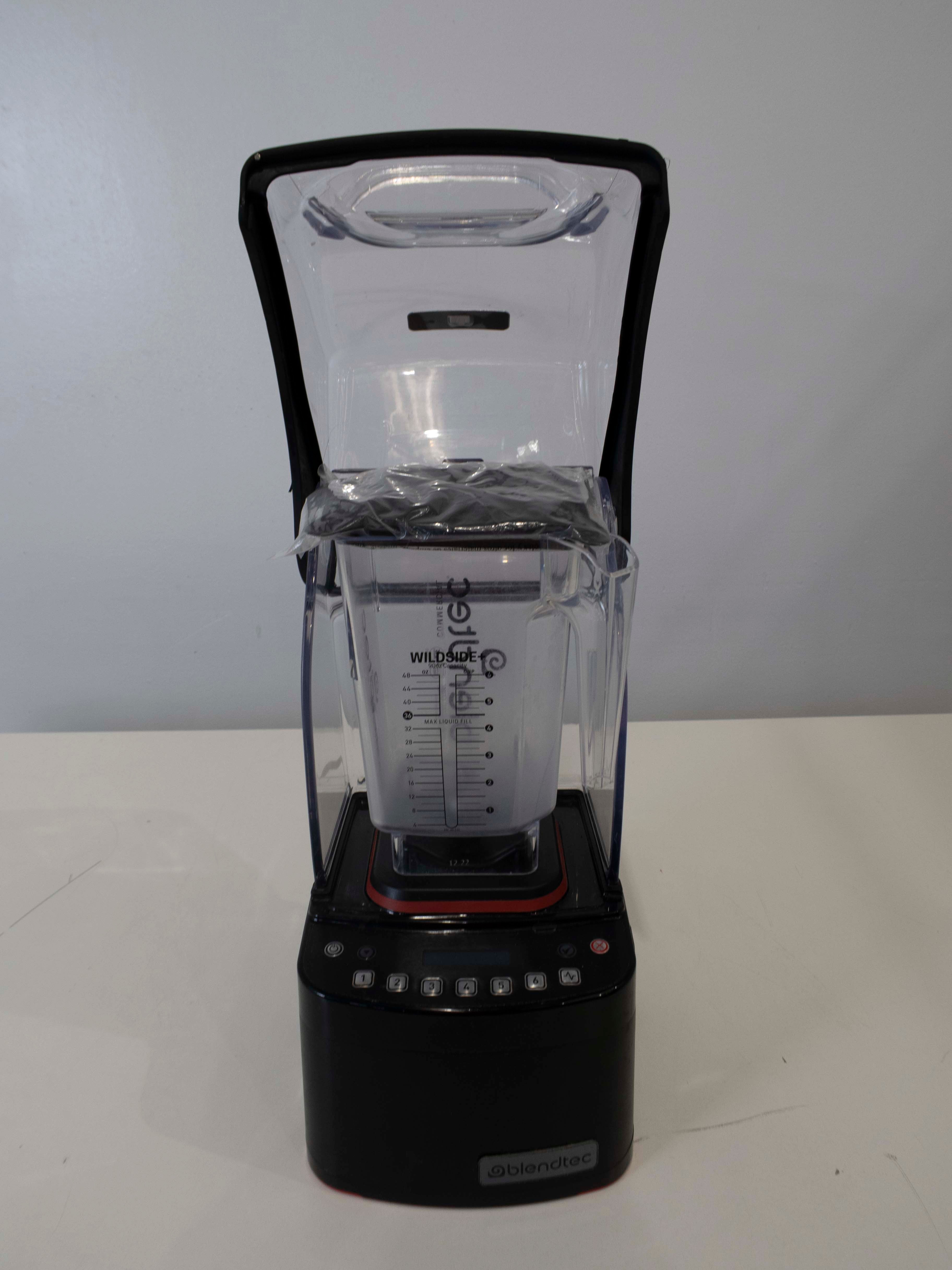 Thumbnail - Blendtec Stealth 885 Blender