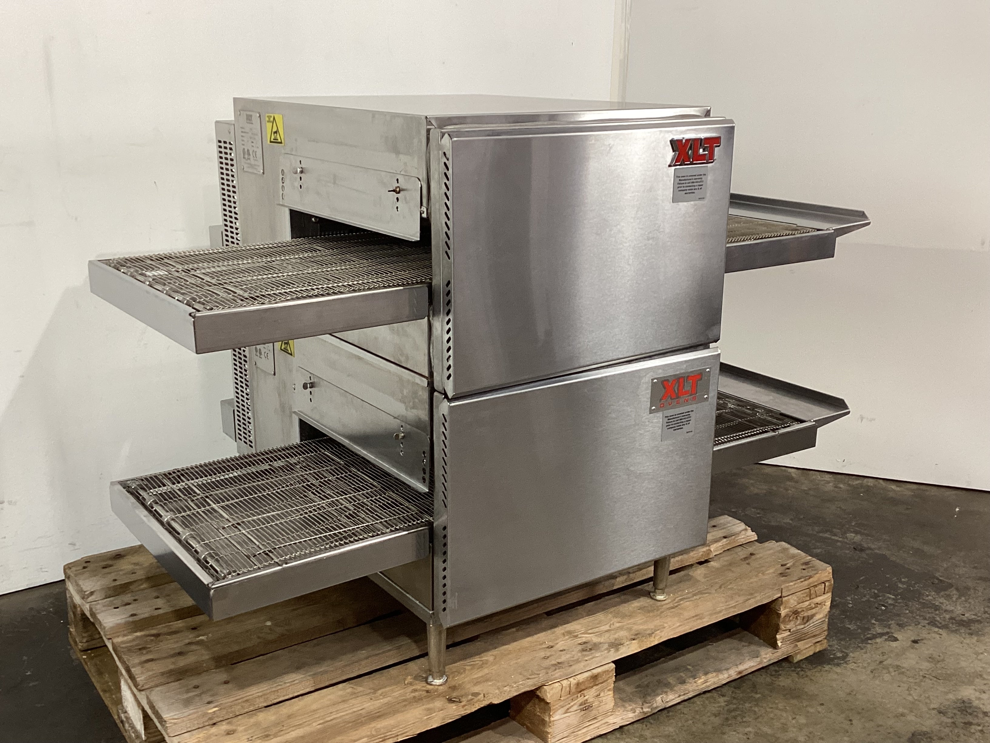 XLT 1620 Countertop Ovens