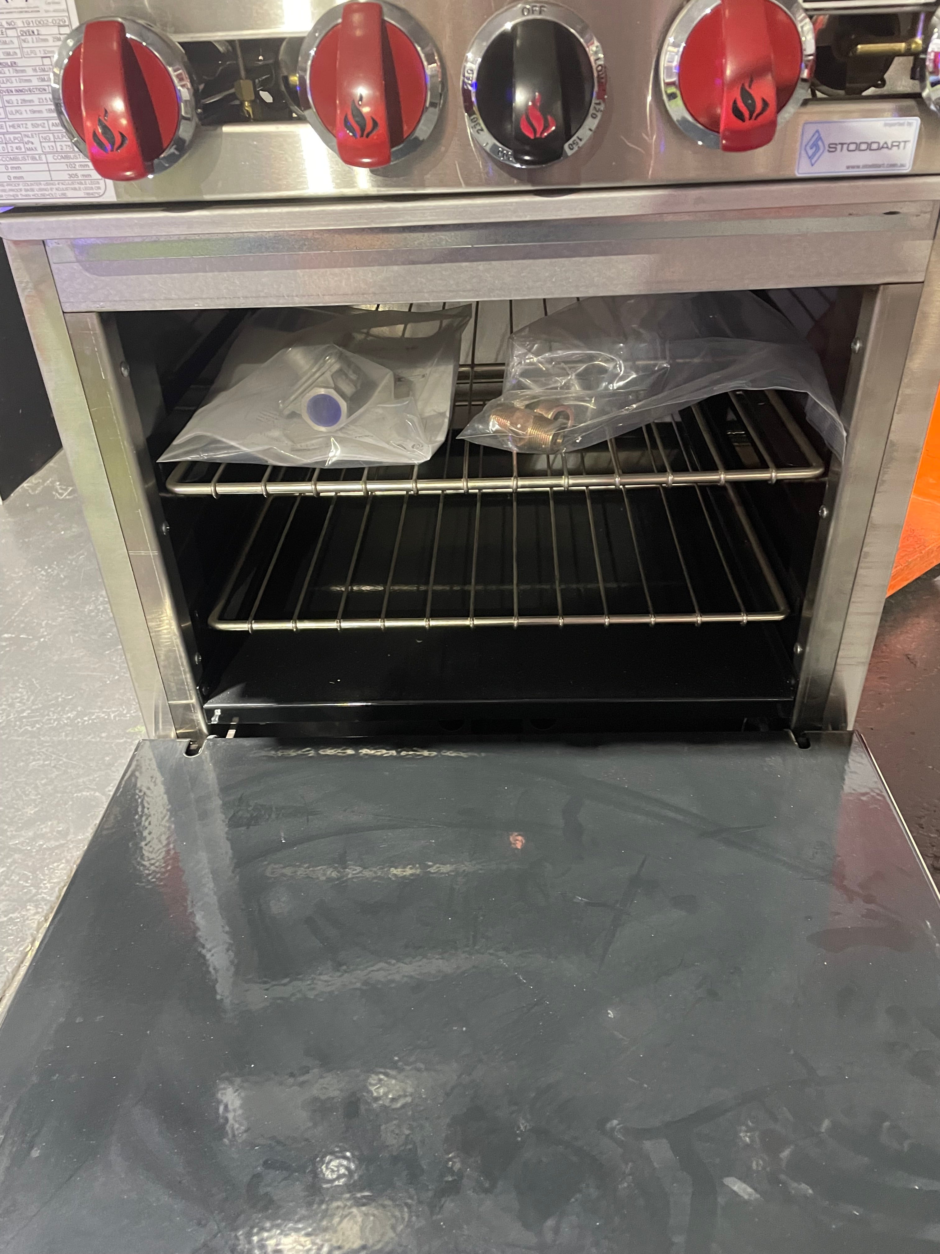 American Range AAR.4B 4 Burner Range Oven