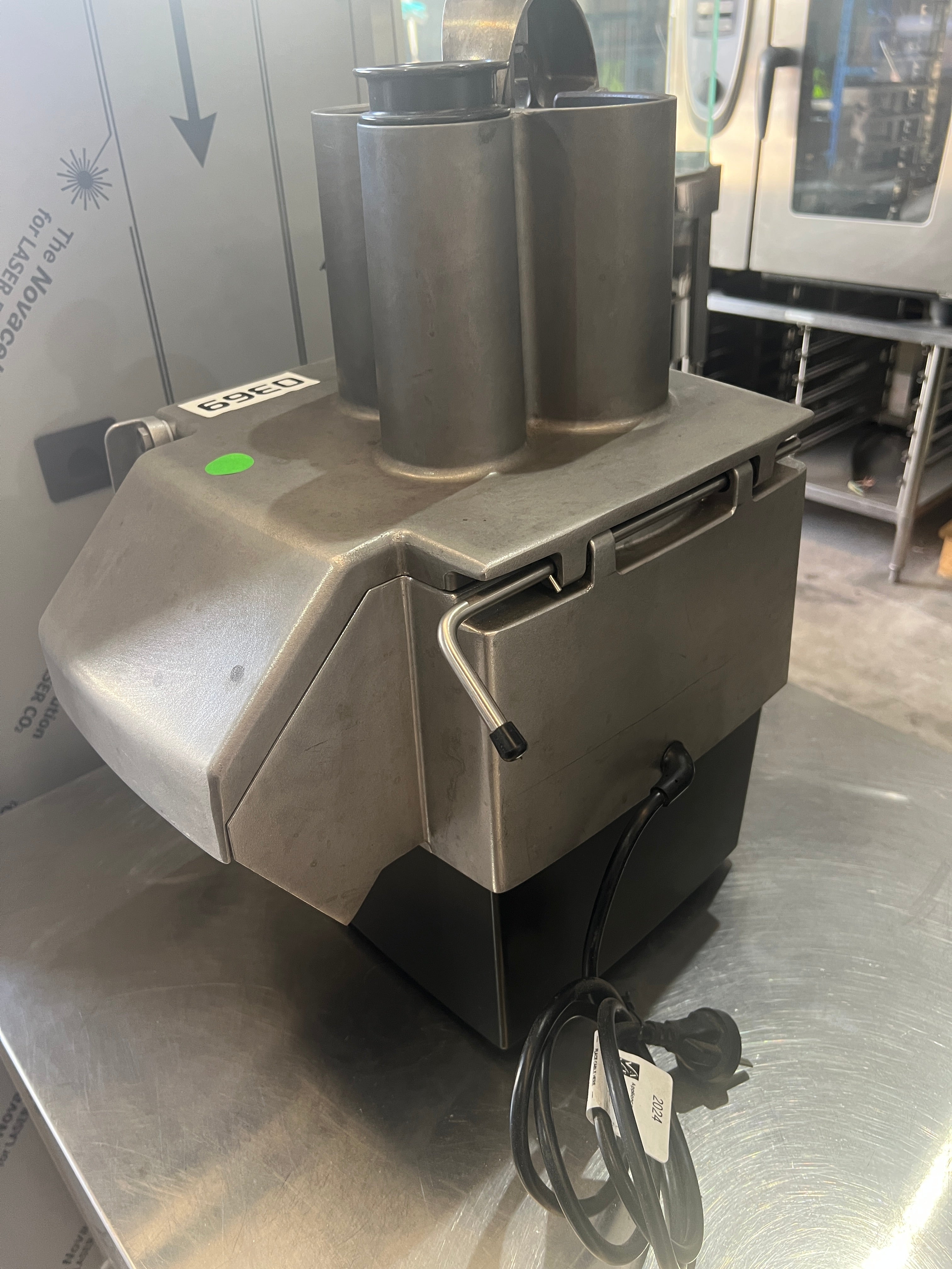 Robot Coupe CL50 Vegetable Processor