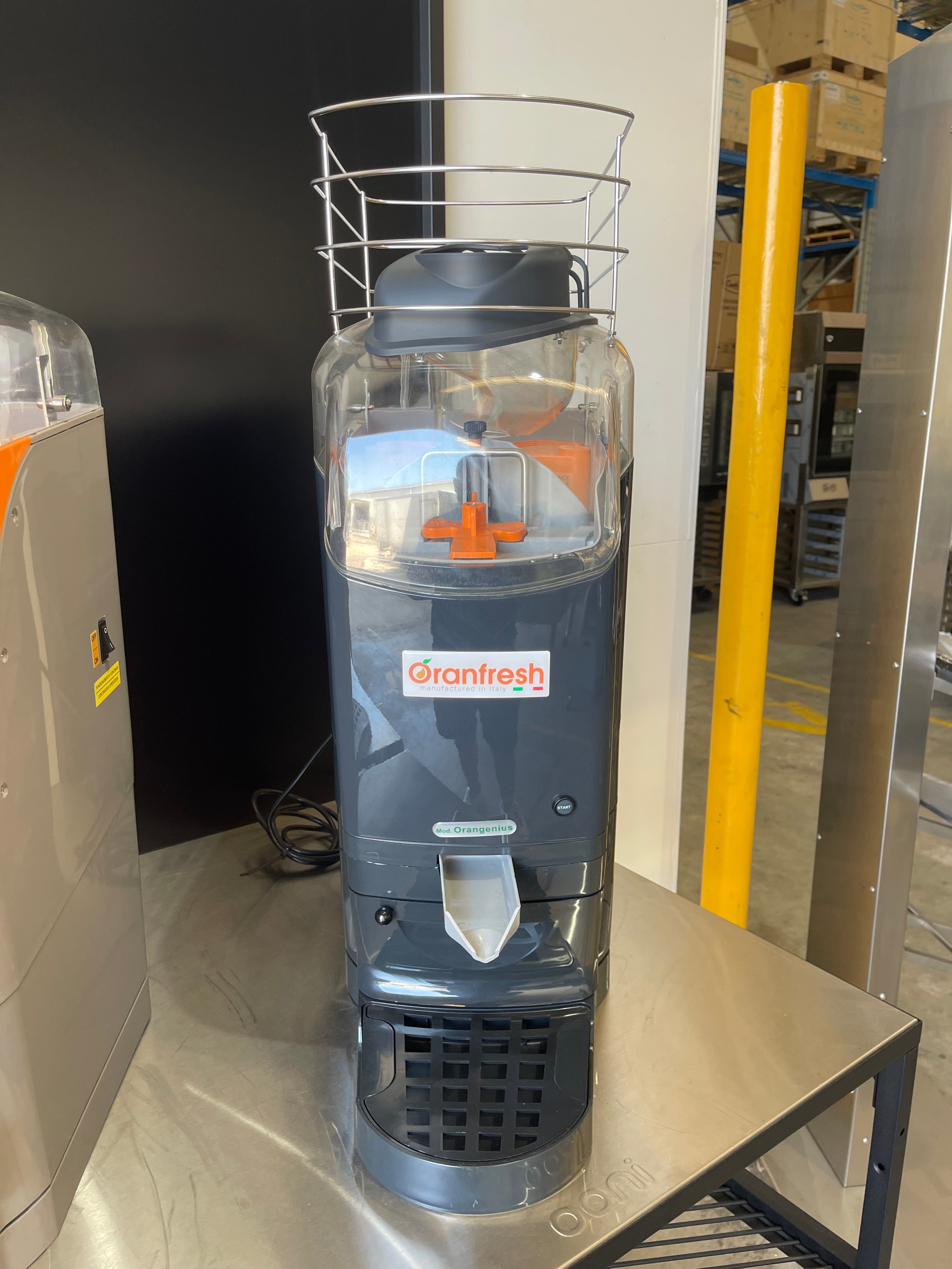 Oranfresh Orangenius OR-M5PL Automatic Juicer