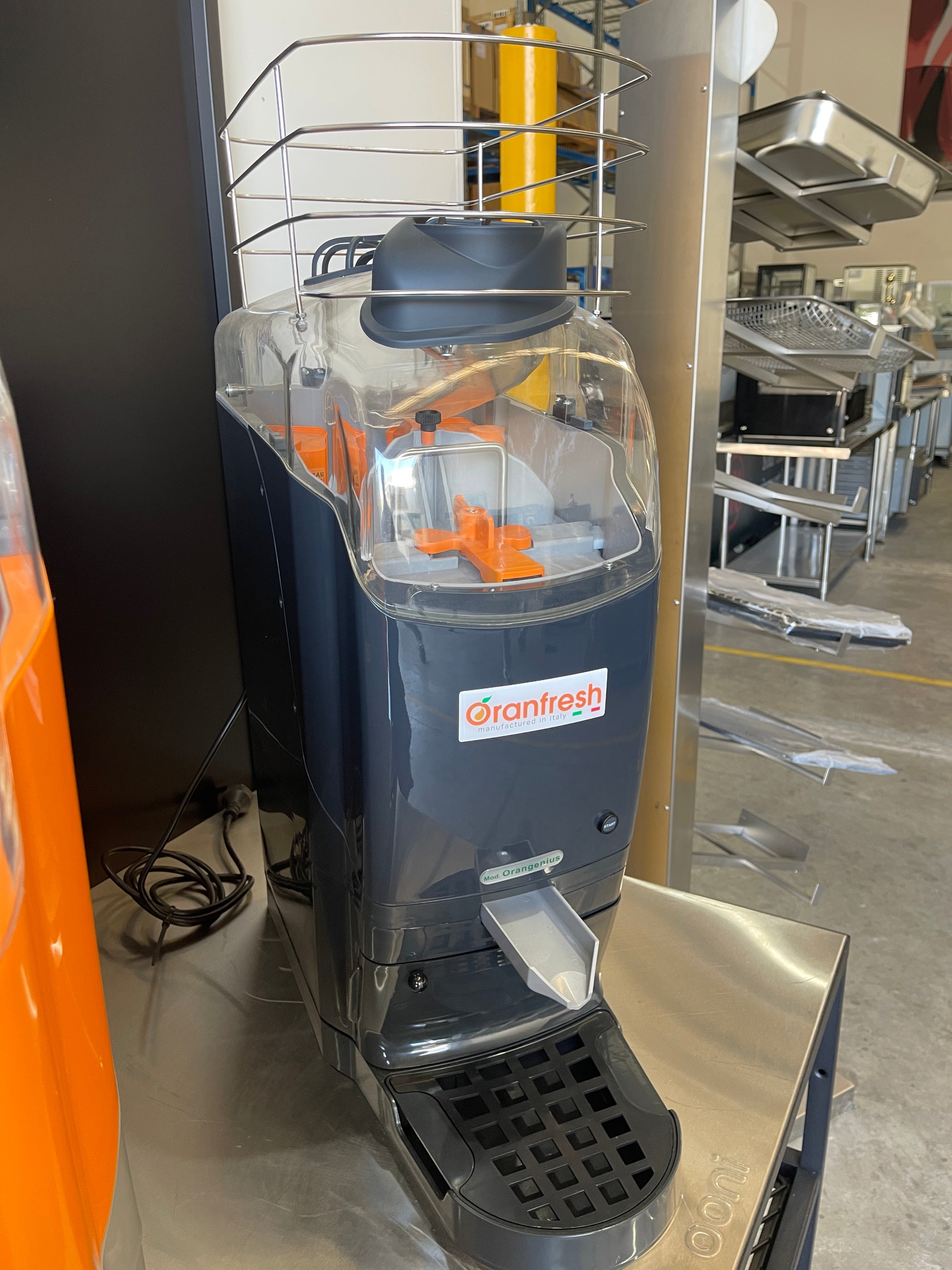 Oranfresh Orangenius OR-M5PL Automatic Juicer