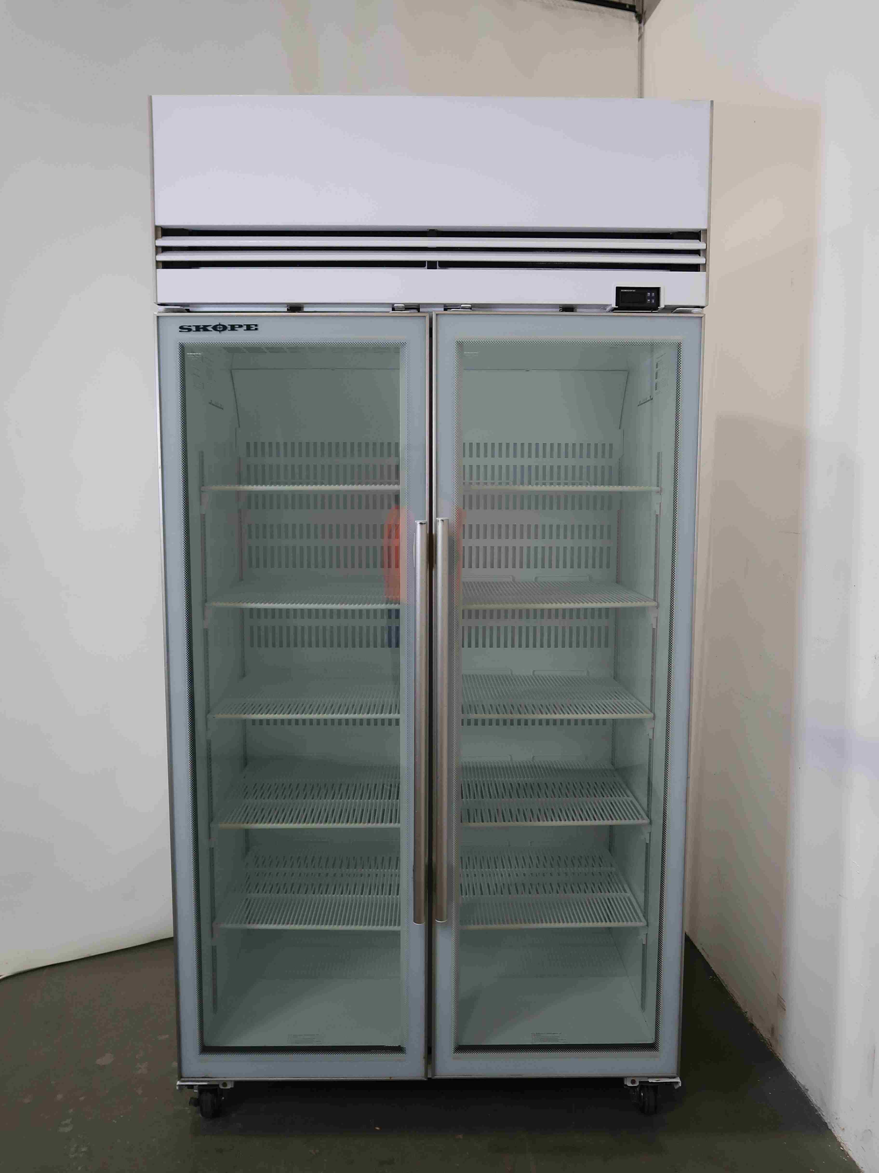 SKOPE VF1000X - Upright Freezer (2)